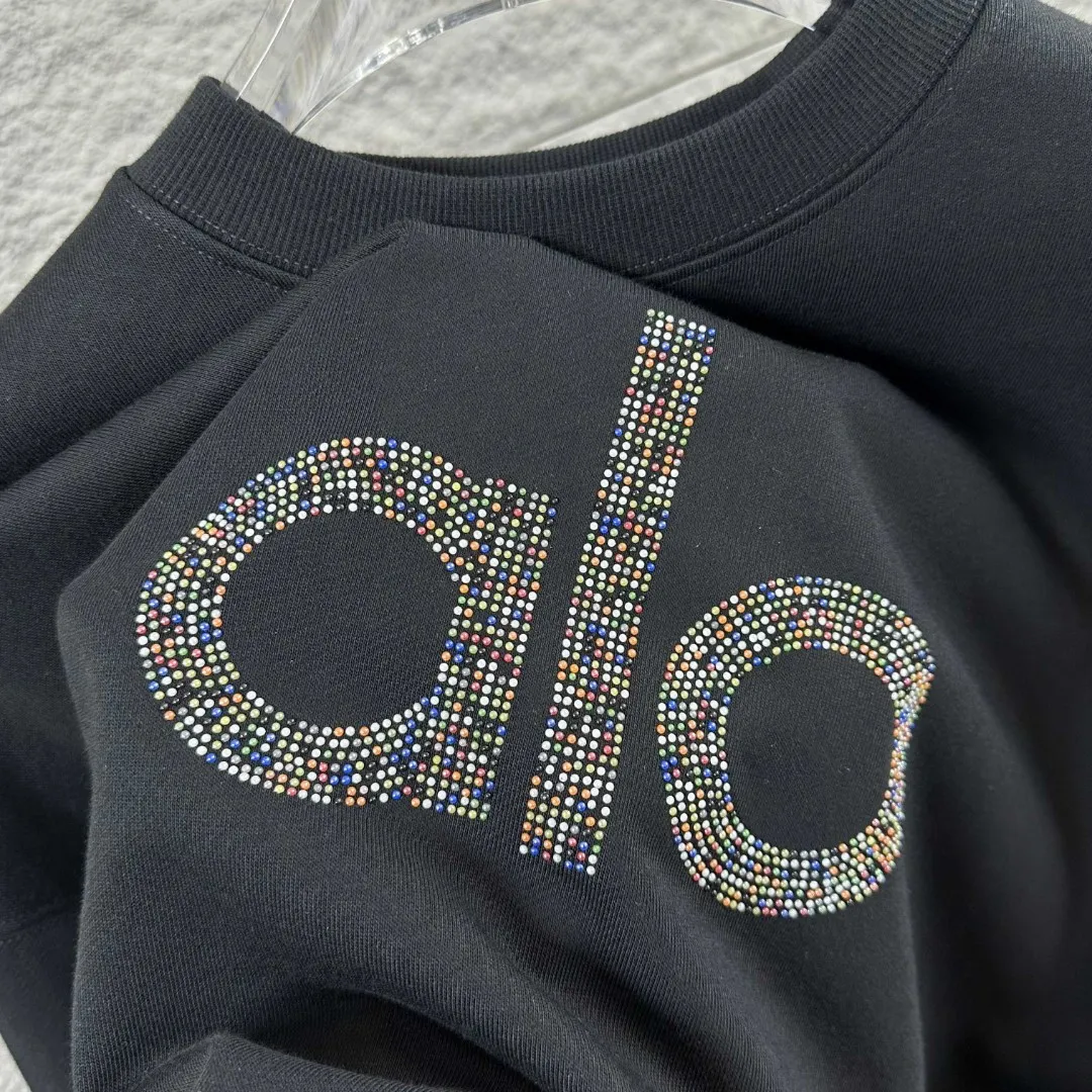 Alo*2026 Early Autumn and Winter New Arrival Classic simple letters three-dimensional color beading technology personalized logo custom terry fabric long-sleeved round neck sweatshirt men and women Same Style Color: Black White Size: S (90-130 pounds) M (120-150 pounds) L (140-165 pounds) XL (160-180 pounds) XXL (180 pounds)