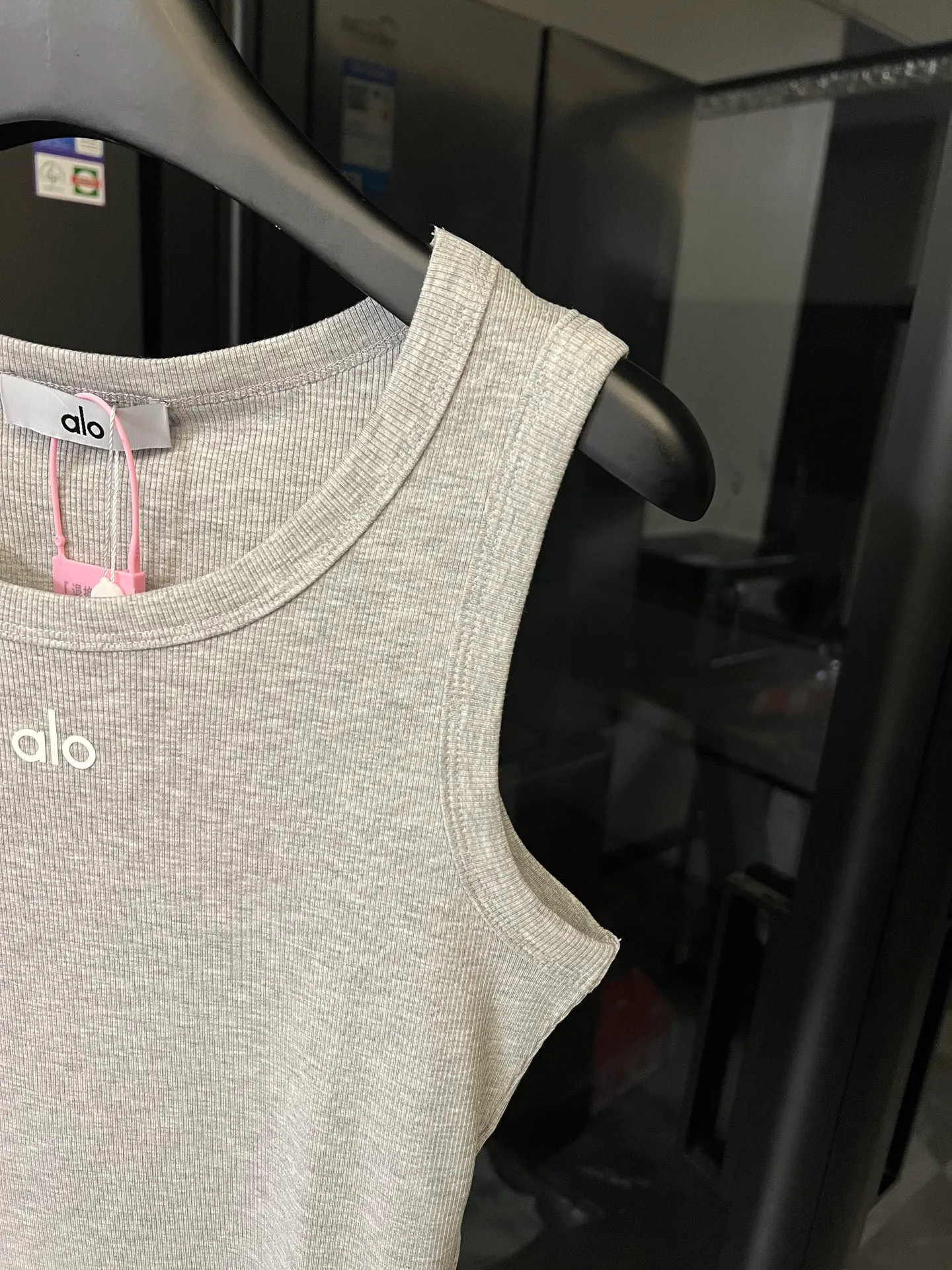 【 】 Alo/Yoga 25Ss （ ） ！ ！ ！ ！ 「ALO 」 ！ Black White / / 👗 ！ ！ 💃🏻 😭 # #ALO #OOTD ， all in ！ Size：s m l Size 9