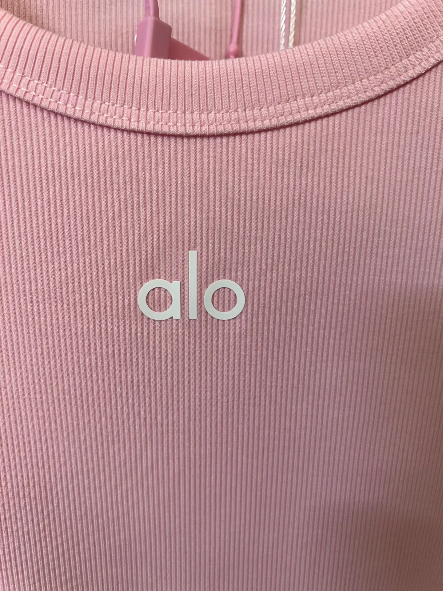 【 】 Alo/Yoga 25Ss （ ） ！ ！ ！ ！ 「ALO 」 ！ Black White / / 👗 ！ ！ 💃🏻 😭 # #ALO #OOTD ， all in ！ Size：s m l Size 9