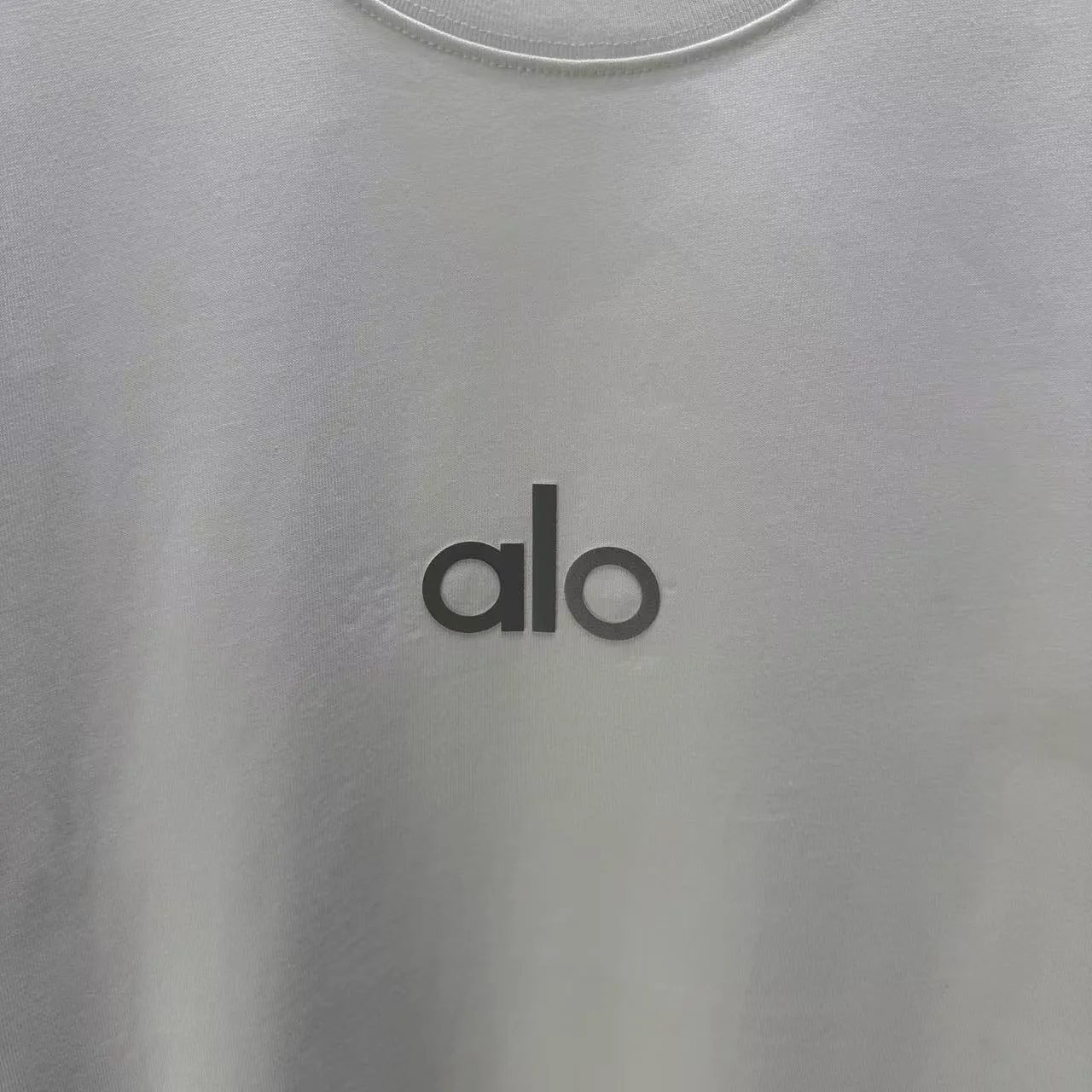 alo 2026 New Arrival T logo ：Black White Yellow Brown Sizes：S M L XL XXL