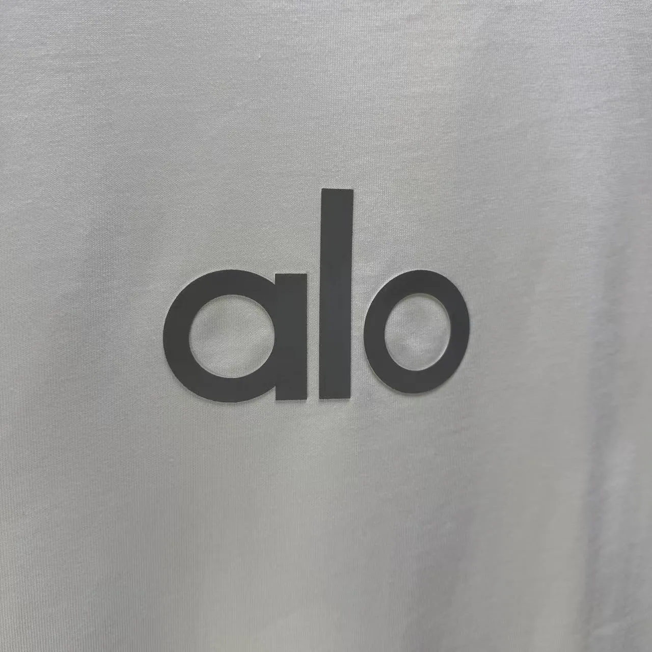 alo 2026 New Arrival T logo ：Black White Yellow Brown Sizes：S M L XL XXL