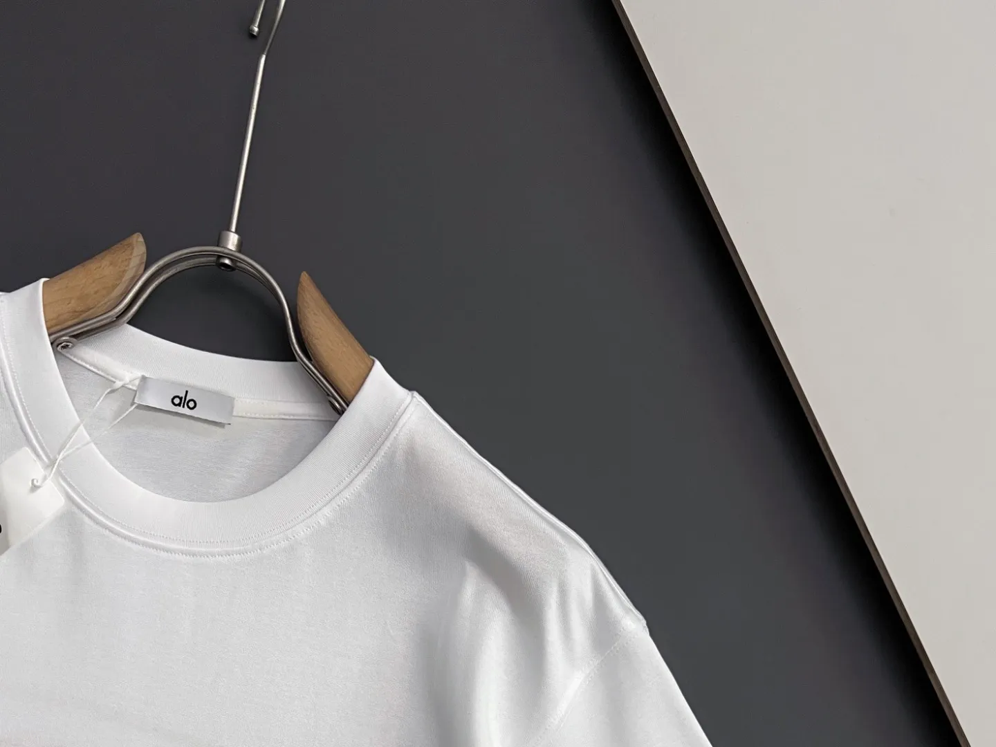 ) alo*] Gram pure cotton double yarn loose handsome T-shirt) Hot Sale In Stock spring and summer short-sleeved, simple basic wardrobe artifact, casual Versatile must-have) first-class workmanship and routing texture, two colors recommended: White, Black,) loose version S-2XL)