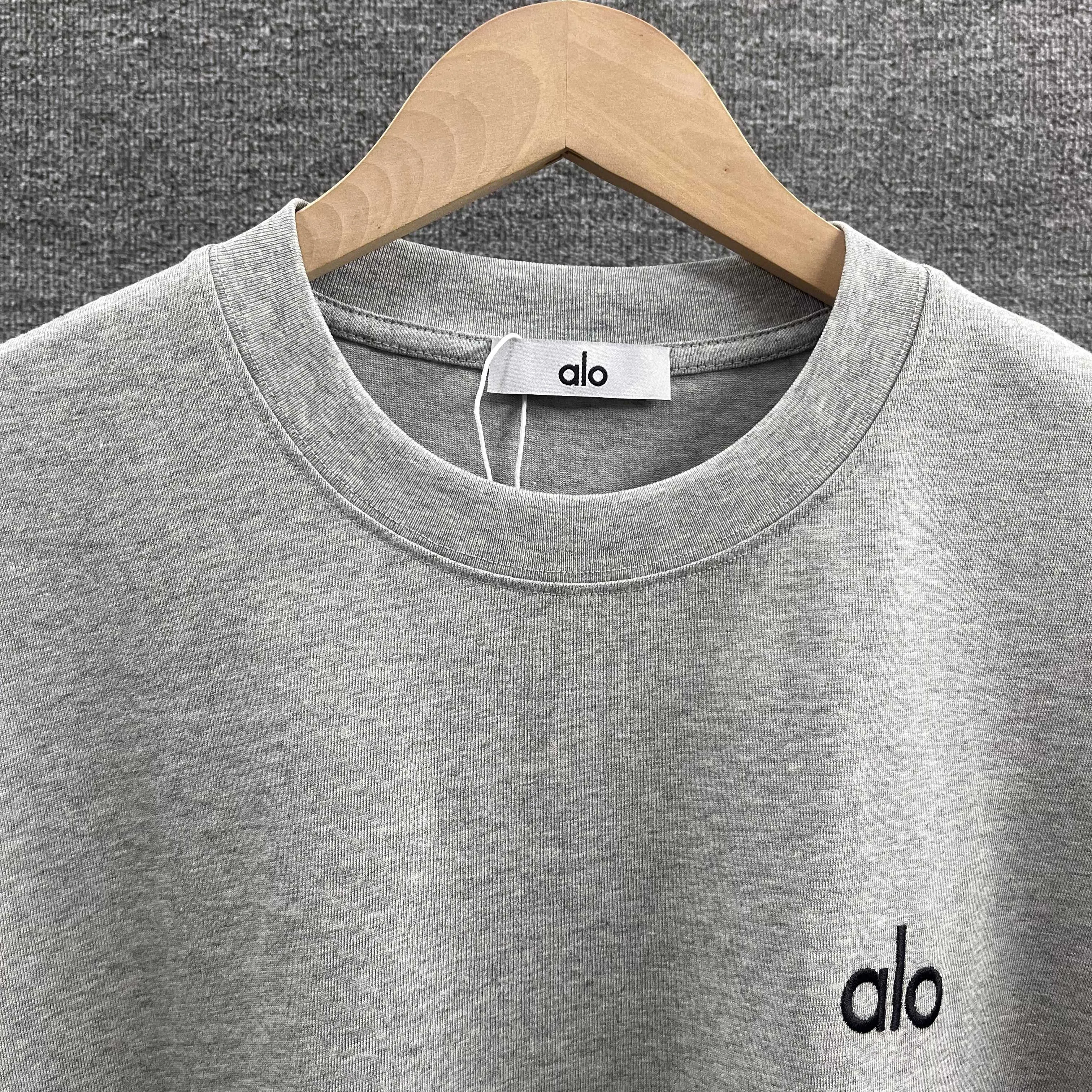Alo 2026 Classic logo T Same Style ：Black White Gray Red Size： S （90-130 ） M （120-150 ） L （140-165 ） XL （160-180 ） XXL （180 ）