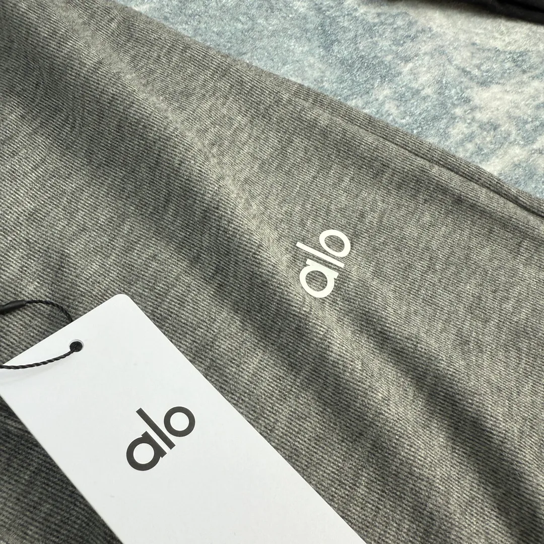 （ Alo ）Alo 💯 : ​86% +14% ， ， ， ， ， 、 、 。 ， ， ， ， Breathable ， 、 ！ :Black Gray ​Size:S-L