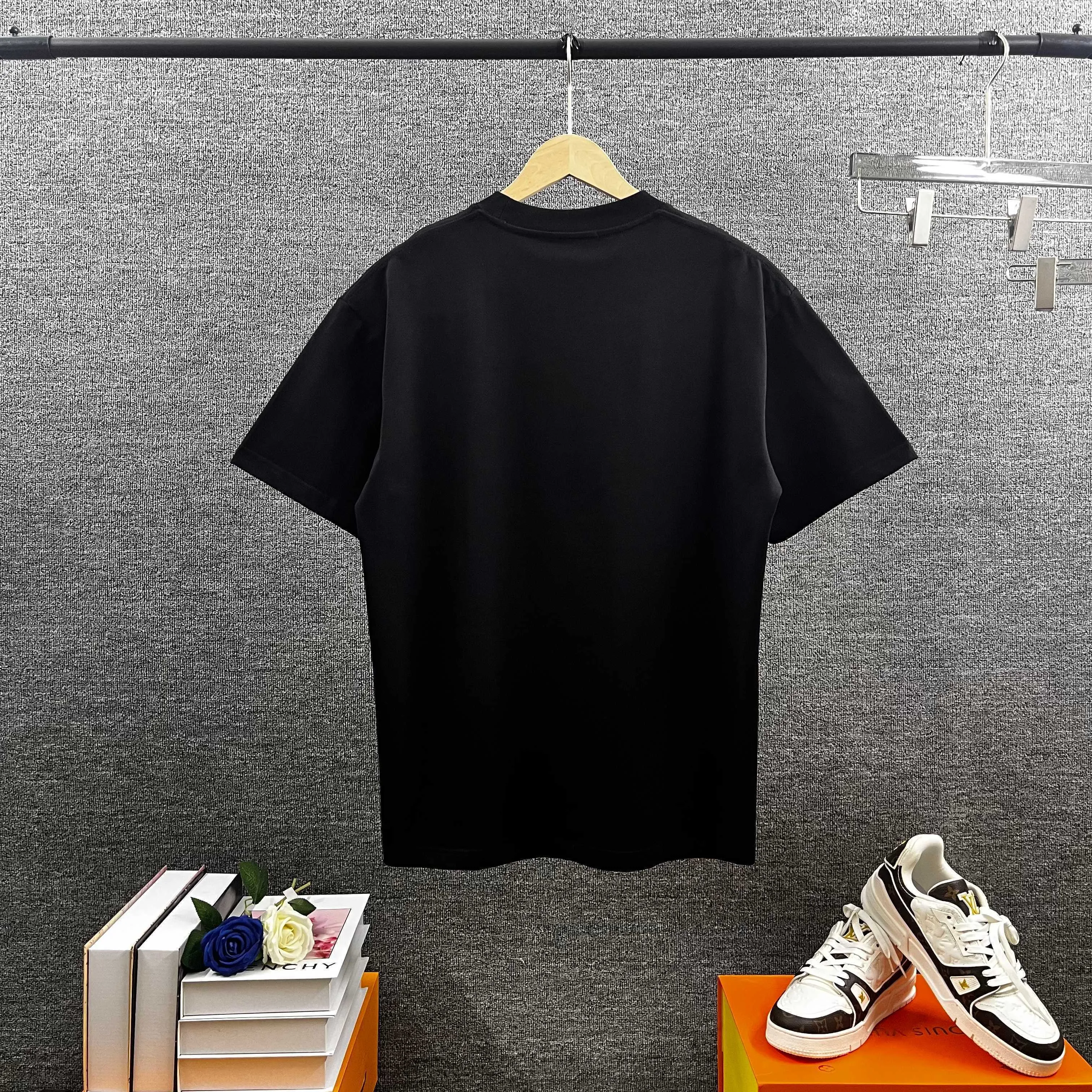 Ami* * 2026 Classic Black White logo T Same Style ：Black White Size： S （90-130 ） M （120-150 ） L （140-165 ） XL （160-180 ） XXL （180 ）