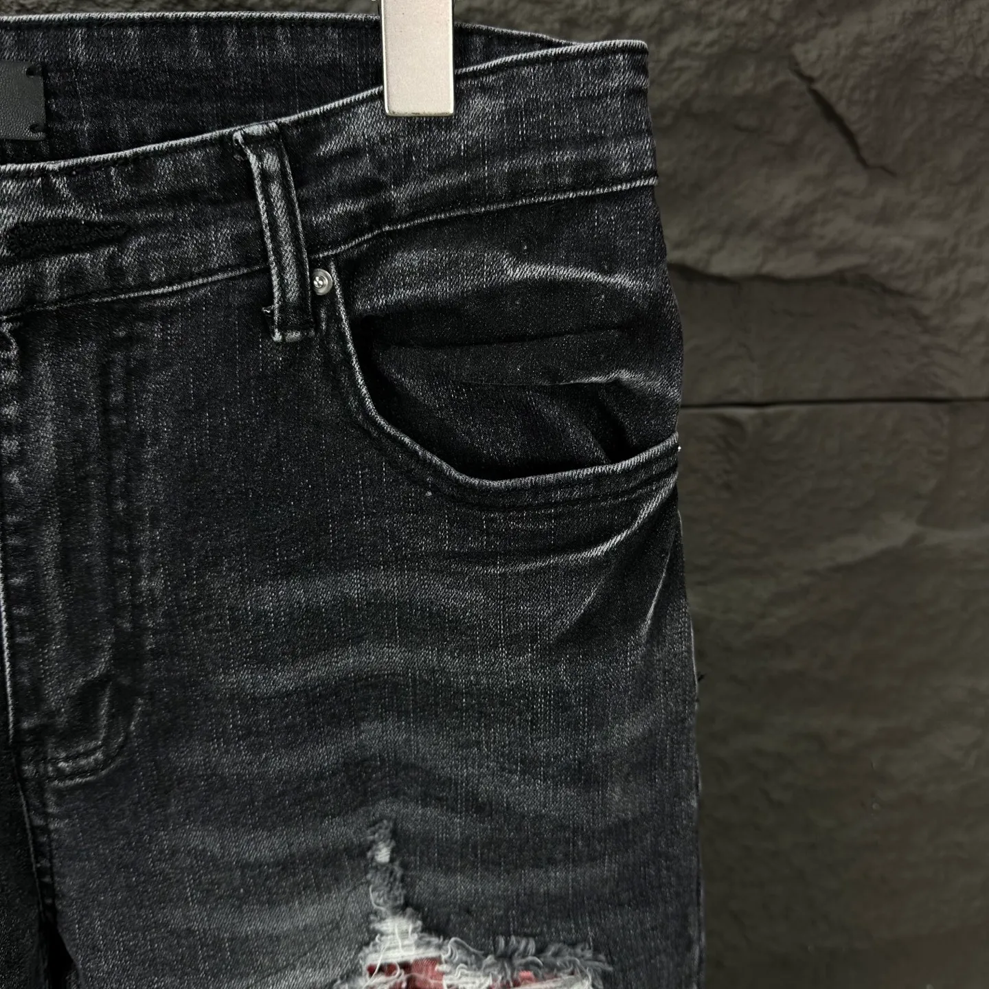 Amiri 2025New Arrival Red Quality ， ， ， ， ， ！ ， ， ！！！ ：Black Size：28、30、32、34（ Size）