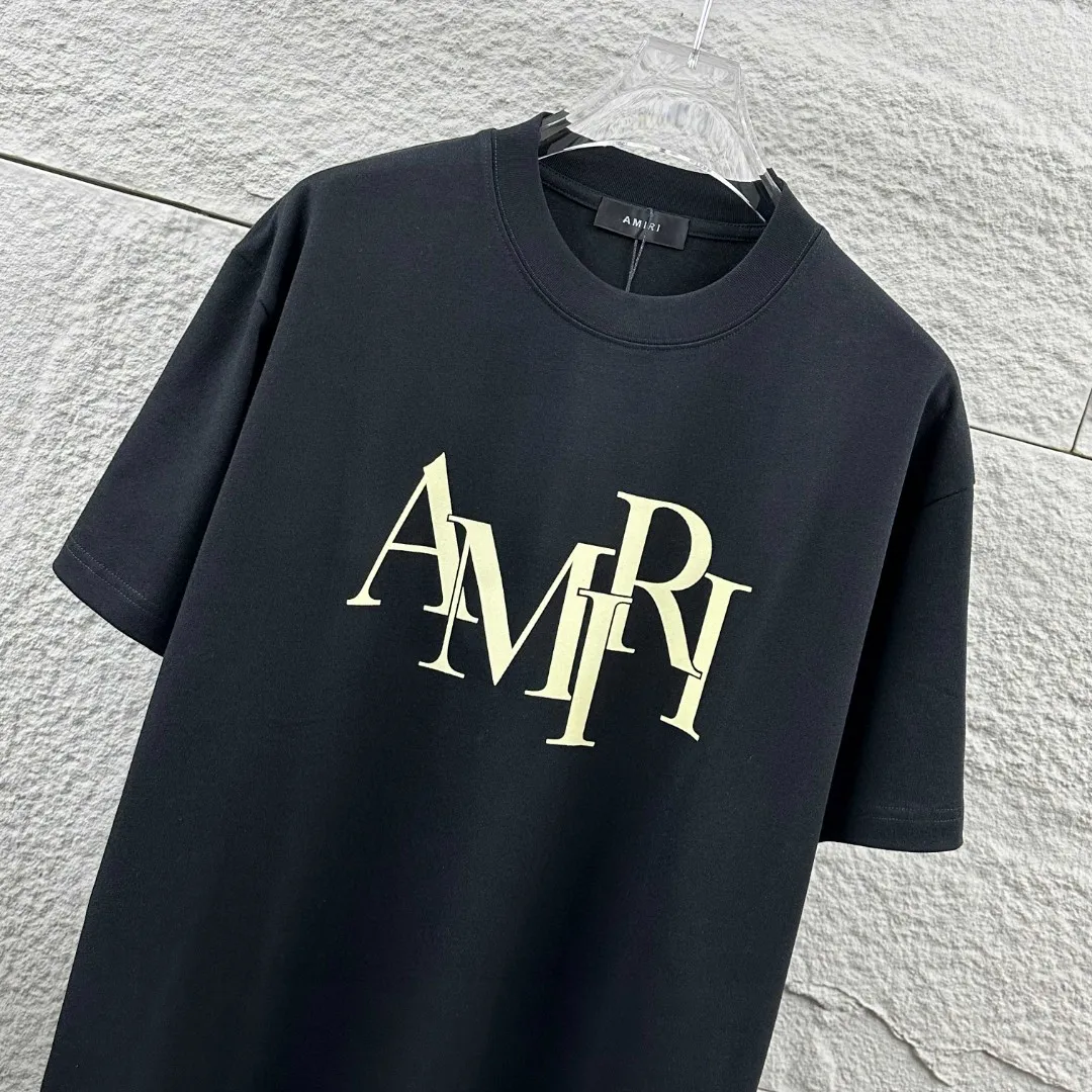 Amiri*Emile 2026 Early Spring and Summer New Arrival Customized plain cotton double yarn fabric Short-sleeved T-shirt Classic letter three-dimensional flocking technology Men and women Same Style Color: Black White Size: S (90-130 pounds) M (120-150 pounds) L (140-165 pounds) XL (160-180 pounds) XXL (180 pounds)
