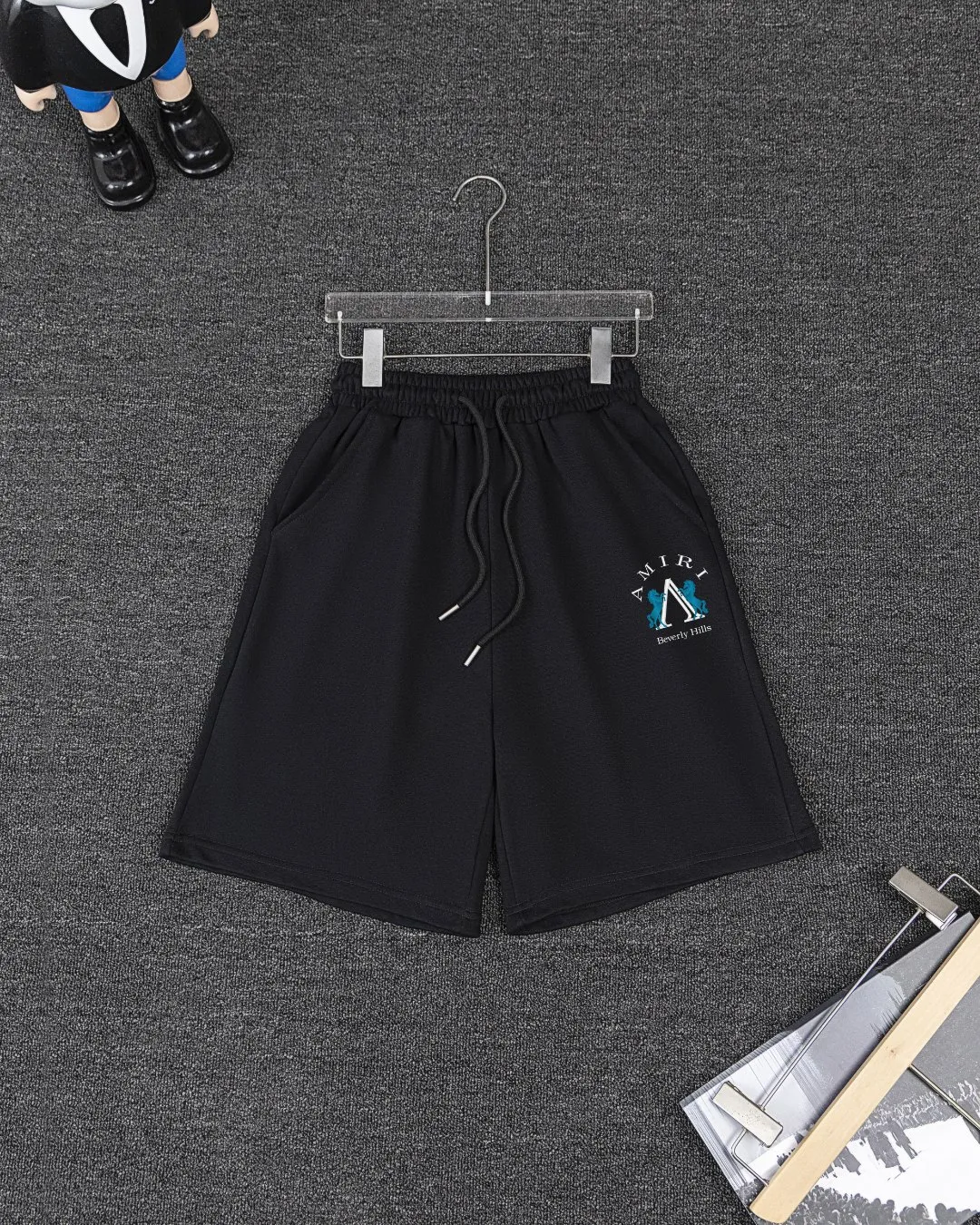 AMIRI ， + ， ， ， ， 。 Sizes： S M L XL XXL ：50 52 55 58 61 ：69 71 73 75 77 ：48 50 53 56 58 ：22 22.5 23 23.5 24 ， 1-3CM