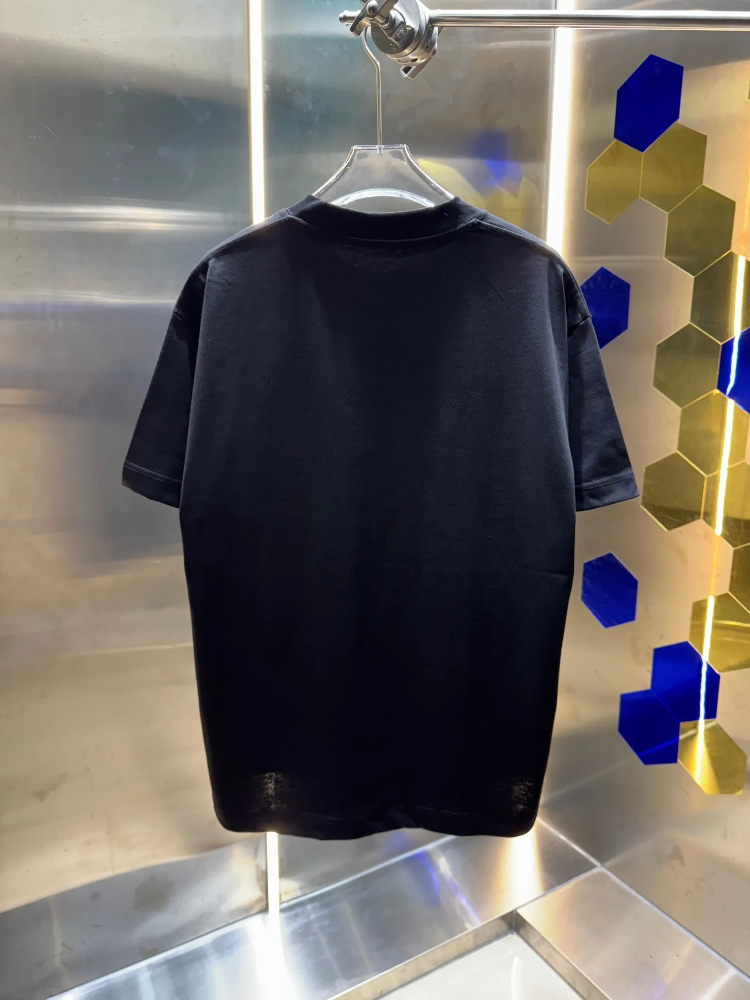 Amiri*Emile 2026 Early Spring and Summer New Arrival Customized plain cotton double yarn fabric Short-sleeved T-shirt Classic letter printing technology Men and women Same Style Hang tag Collar label Washing mark Complete with three labels Color: Black White Green Purple Size: S M L XL XXL