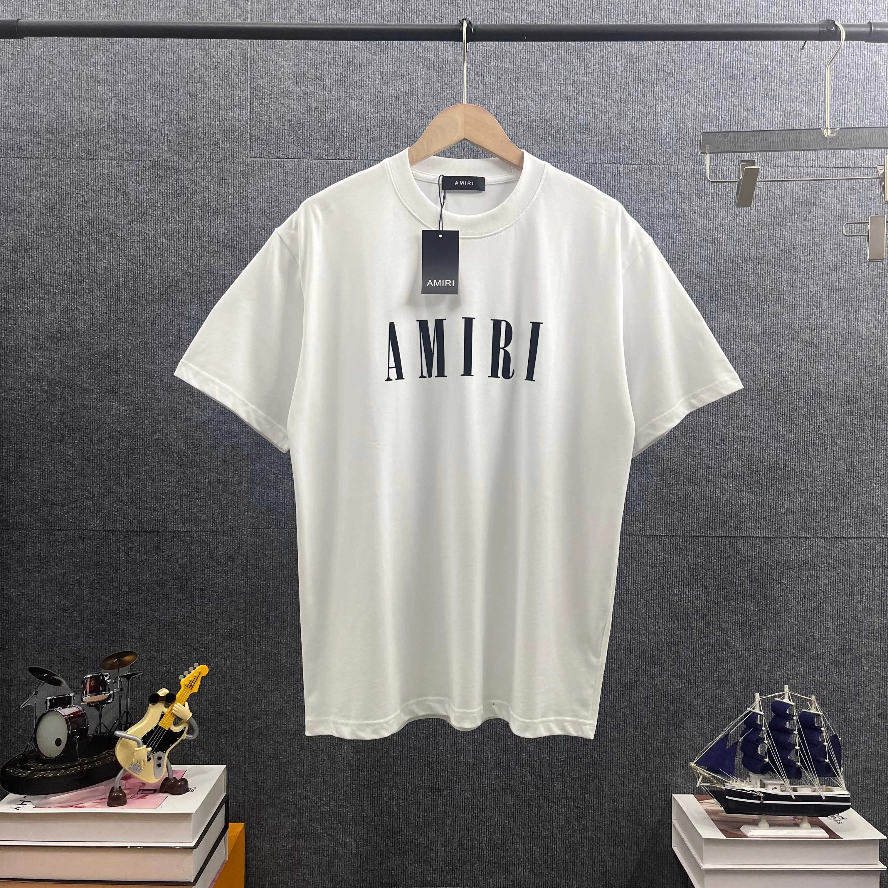 Ami*Emi*er 2026 early spring and summer New Arrival Classic letter flocking technology Double yarn custom plain cotton fabric Short-sleeved T-shirt Men and women Same Style Color: Black White Size: S (90-130 pounds) M (120-150 pounds) L (140-165 pounds) XL (160-180 pounds) XXL (180 pounds)