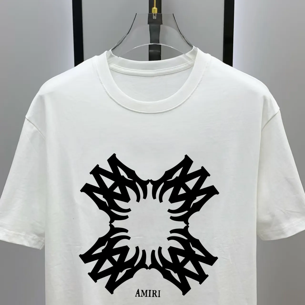 AMIRIA# 2026 New Arrival New Arrival T Premium ！ logo Premium . . . . . ！ ！ ：Black。White！ Sizes： S M L XL XXL ：50 52 55 58 61 ：69 71 73 75 77 ：48 50 53 56 58 ：22 22.5 23 23.5 24 ， 1-3CM