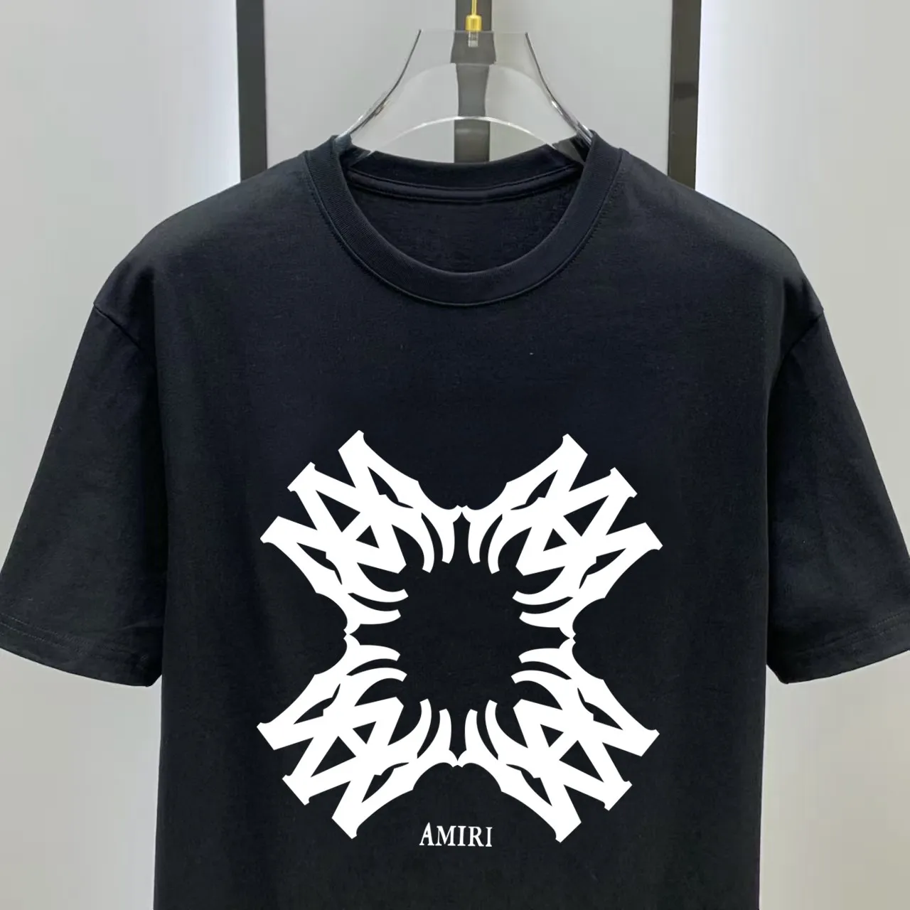AMIRIA# 2026 New Arrival New Arrival T Premium ！ logo Premium . . . . . ！ ！ ：Black。White！ Sizes： S M L XL XXL ：50 52 55 58 61 ：69 71 73 75 77 ：48 50 53 56 58 ：22 22.5 23 23.5 24 ， 1-3CM