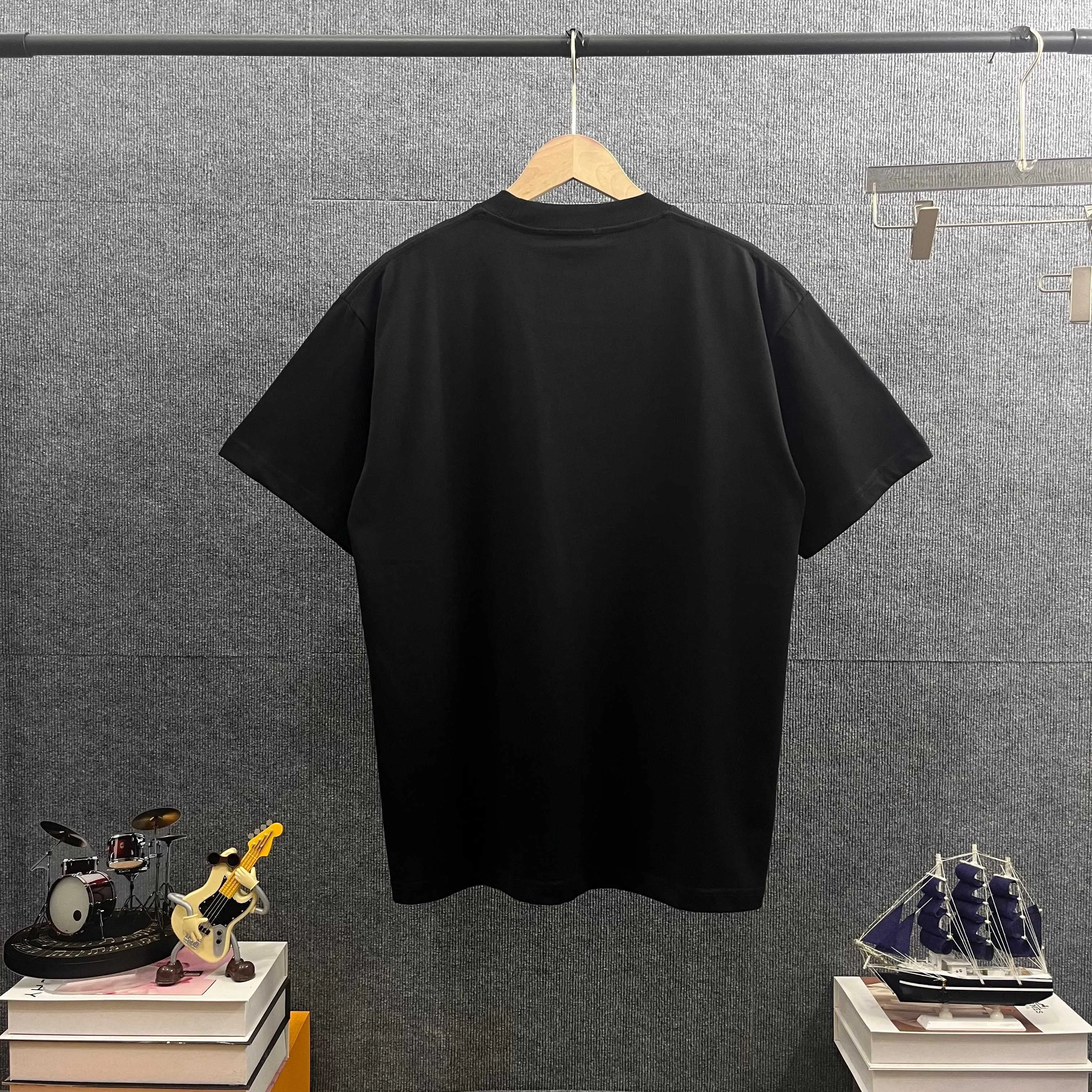 Ami*Emi*er 2026 early spring and summer New Arrival Classic letter flocking technology Double yarn custom plain cotton fabric Short-sleeved T-shirt Men and women Same Style Color: Black White Size: S (90-130 pounds) M (120-150 pounds) L (140-165 pounds) XL (160-180 pounds) XXL (180 pounds)