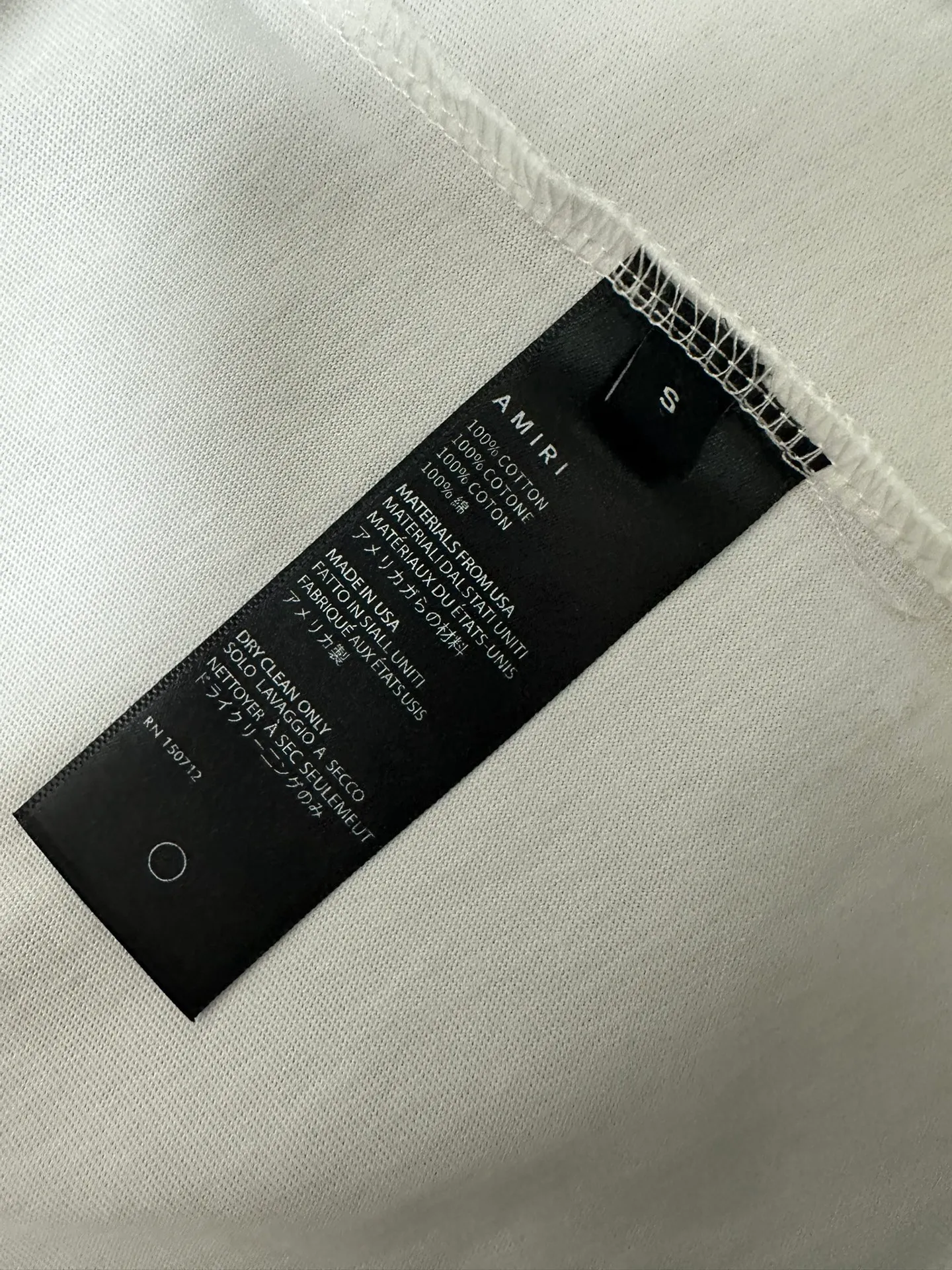 90 A 2026 ，2026 ，32 ， ，Black，White， Gray， Green， XS S M L