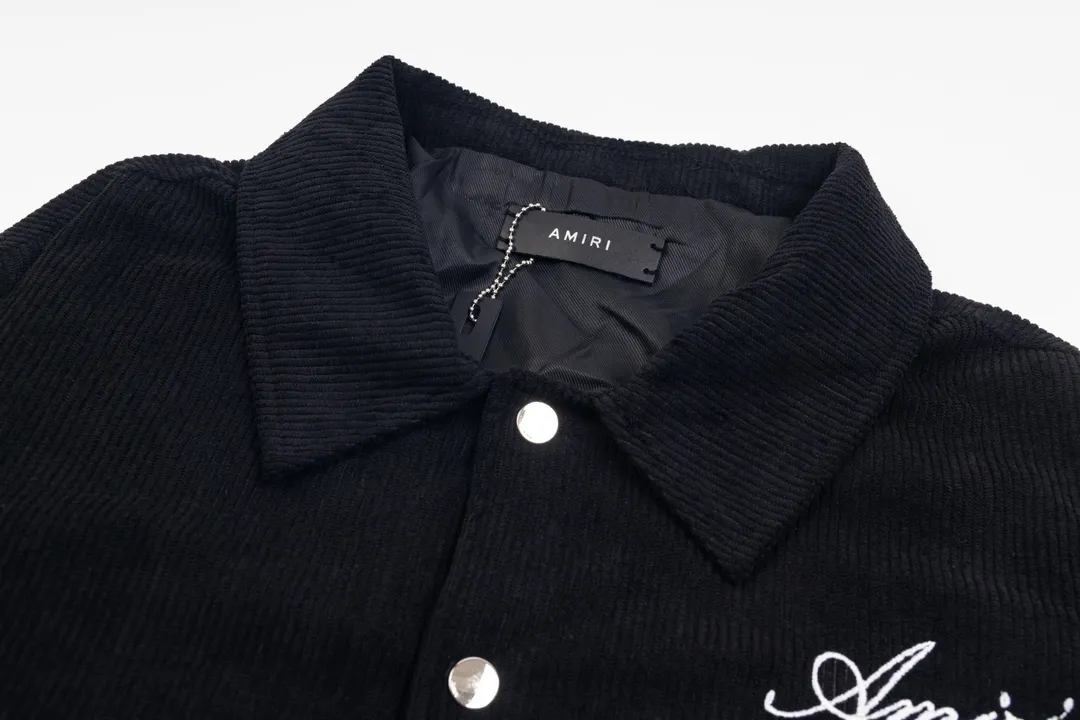 Ami ， Ami ， Black+ Red ，White ， ， ！ , ， Retro ➕ 🦴 ， . Same Style ：Black Size：XS-L