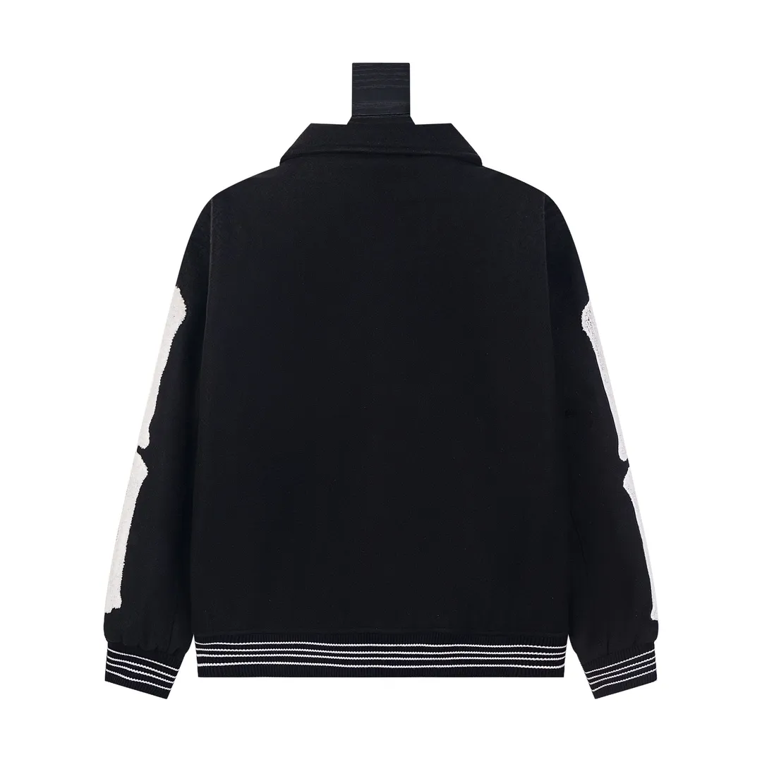 Ami ， Ami ， Black+ Red ，White ， ， ！ , ， Retro ➕ 🦴 . Same Style ：Black White/Black/ Size：XS-L