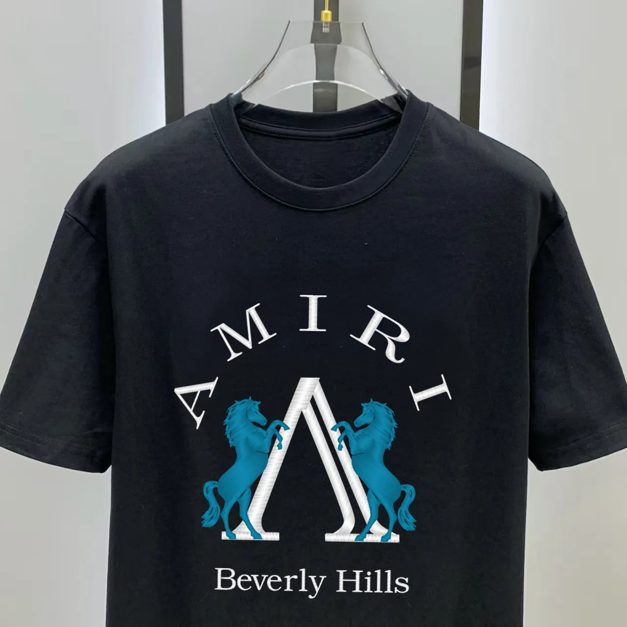 AMIRI# 2026 New Arrival New Arrival T Premium ！ logo Premium . . . . . ！ ！ ：Black。White！ Sizes： S M L XL XXL ：50 52 55 58 61 ：69 71 73 75 77 ：48 50 53 56 58 ：22 22.5 23 23.5 24 ， 1-3CM