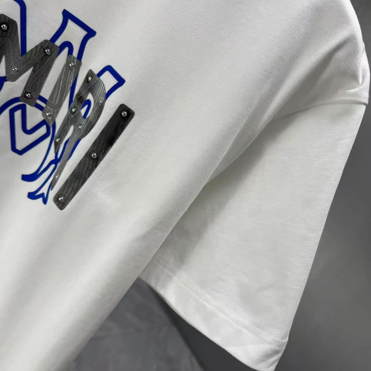 AMIRI 2026 New Arrival T logo ：Black White Yellow Dark Blue Sizes：S M L XL XXL