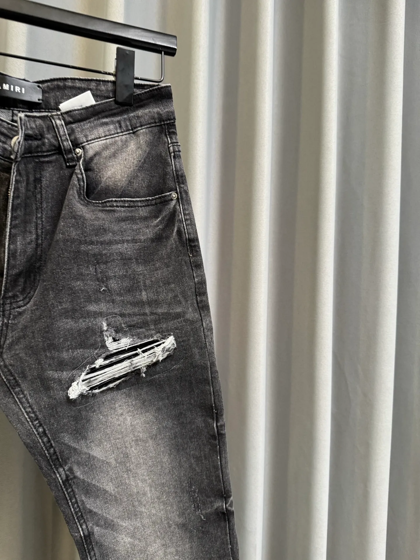 [High version] Amiri MX 1 26Ss patchwork leather ripped knife-cut slim fit washed jeans (picture color) Size: 28 30 32 34 (s-xl)