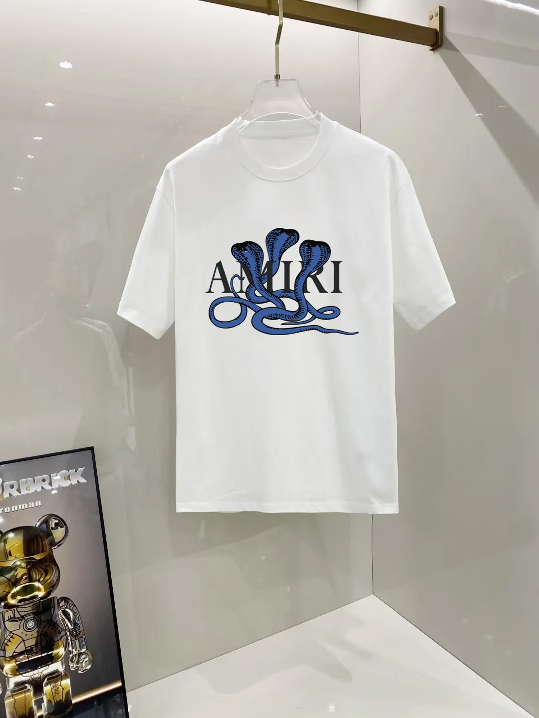 AMIRI 2026 New Arrival New Arrival T Premium ！Premium . . . . ！ ！ Sizes： S M L XL XXL ：50 52 55 58 61 ：69 71 73 75 77 ：48 50 53 56 58 ：22 22.5 23 23.5 24 ， 1-3CM