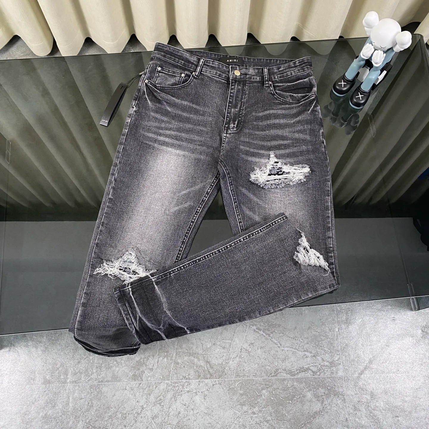 Amiri - Quality ： amiri ， ，amiri Mike Amiri ， 、Punk Rock ， amiri ， 。amiri ， ， 。 ， ， ， 。amiri ， ， ， amiri 。 amiri ， ， ， ， 。 amiri ， 、 、 ， 。 ， 。 oversize trackpants ， ， ， ， 。 Size 28—34