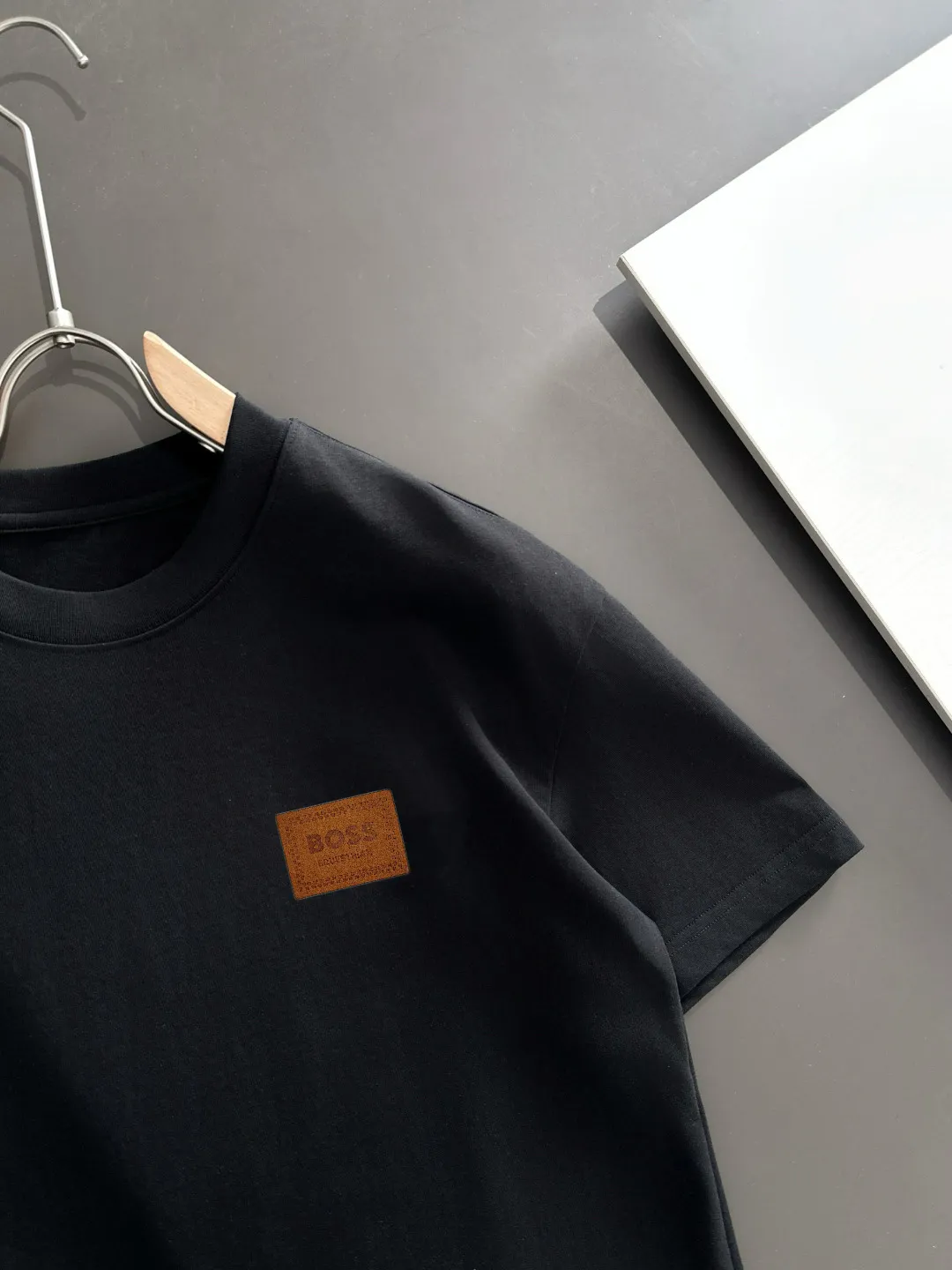 ，Boss Same Style T ！ Logo ！ ！ Breathable ， 。Premium ， ！ Same Style！ ：Black White Size：S-xx L