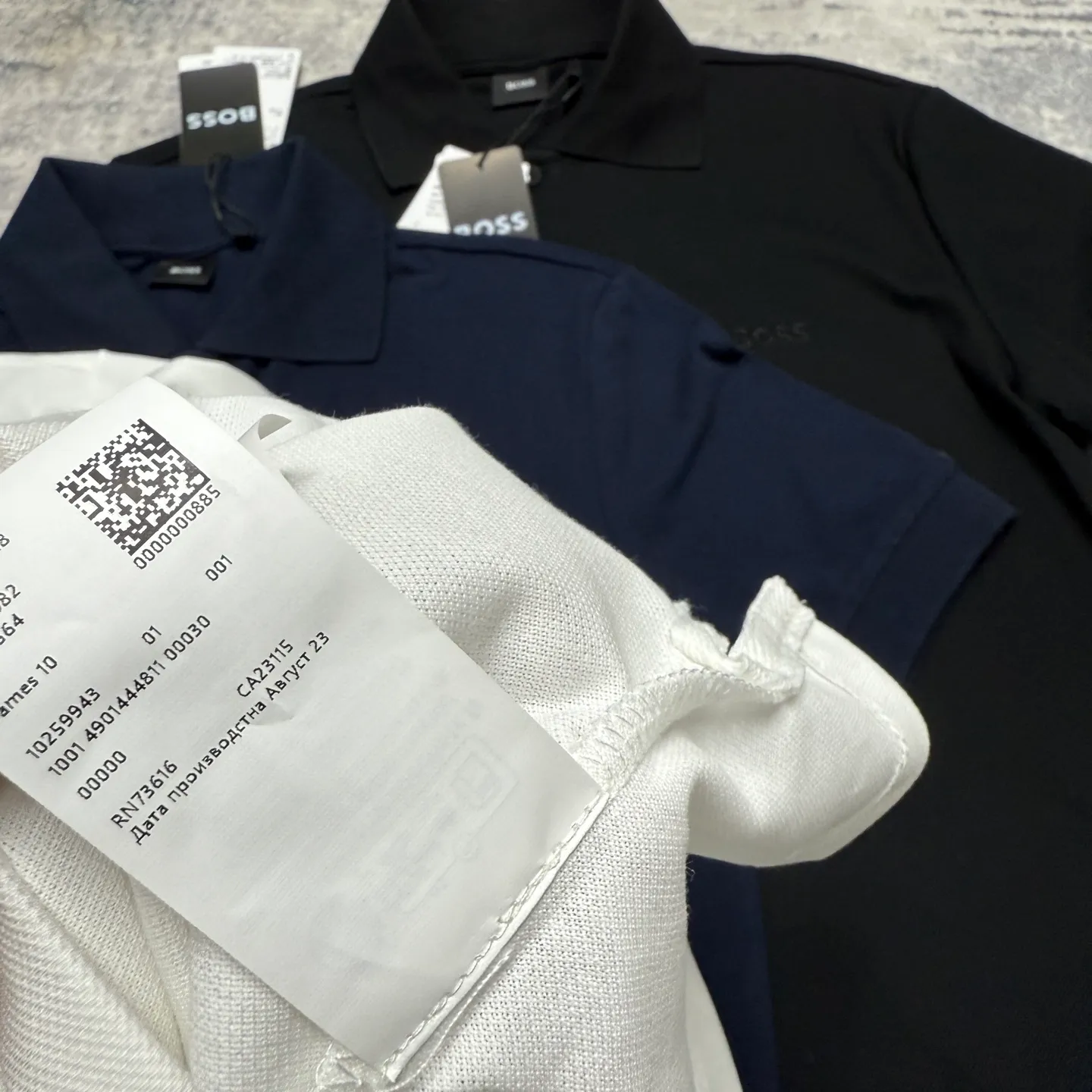 HUGO BOSSPremium POLO + 26 New Arrival Breathable ！ ！ ！ ！ ！ ！ ！ ：Black Navy Blue White Size S XL S： 70 100 47 100-120 M： 72 104 48 120-140 L： 74 108 49 140-160 XL： 76 114 50 160-180