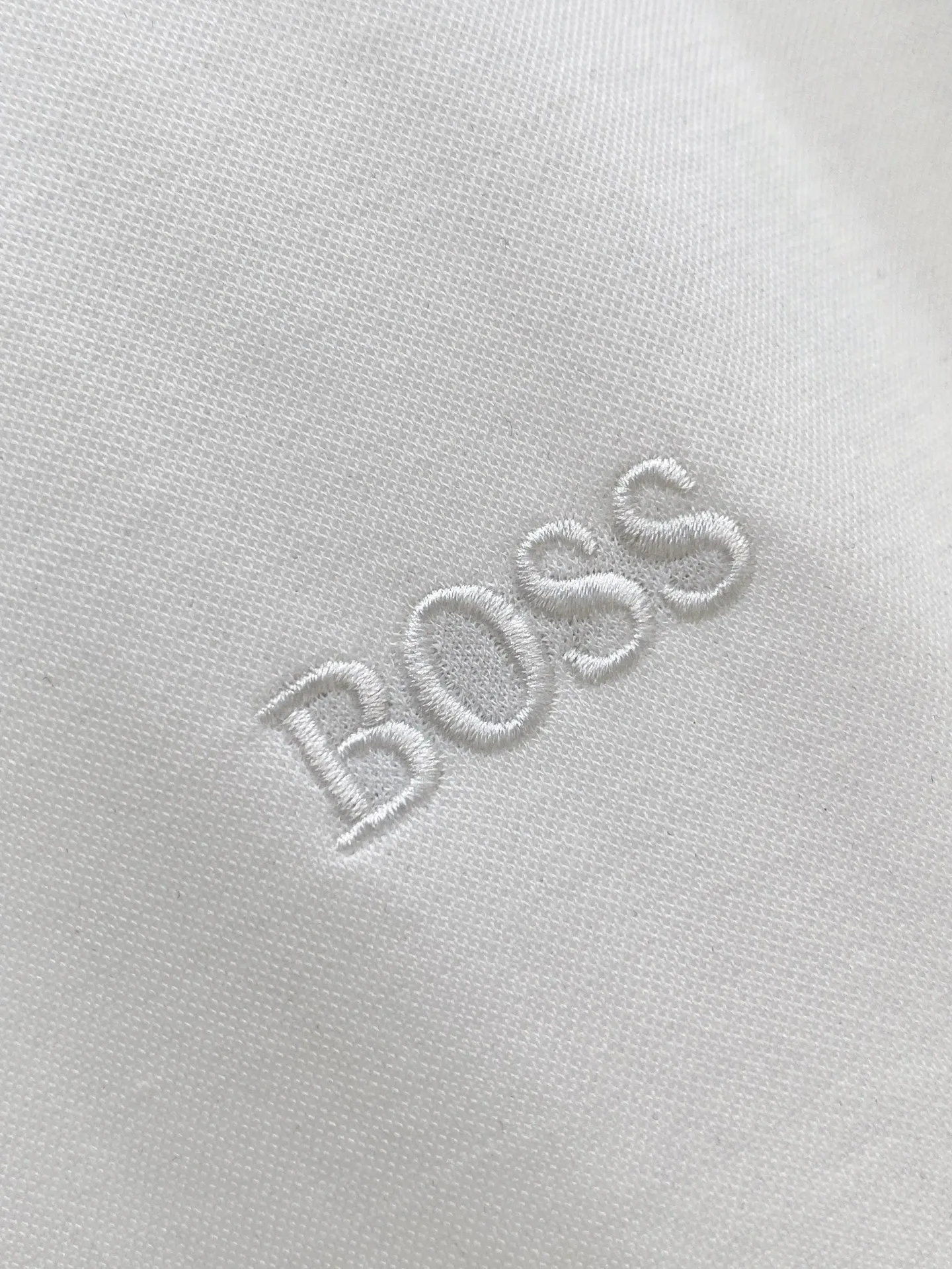 Boss ， ， 、 、Navy Blue、 。 ， ， 。 ，Breathable 。 Classic ， ， 。 Sizes：M-4XL