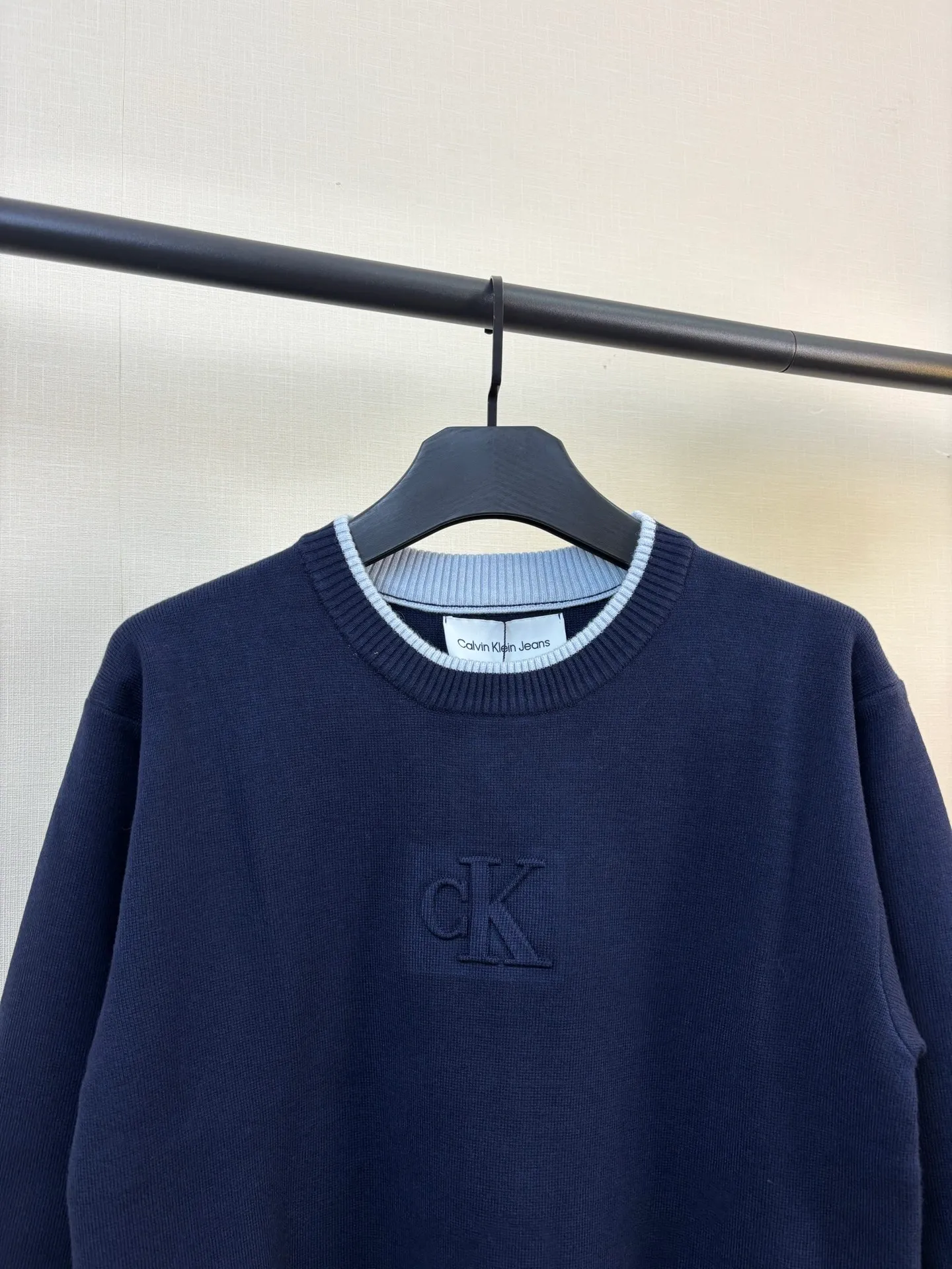 ：DC # Calvin Klein CK New Arrival 。 。 ：Gray Navy Blue Size：S M L XL