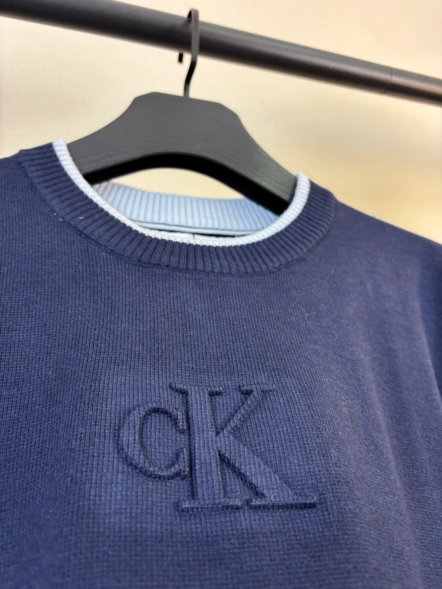 ：DC # Calvin Klein CK New Arrival 。 。 ：Gray Navy Blue Size：S M L XL