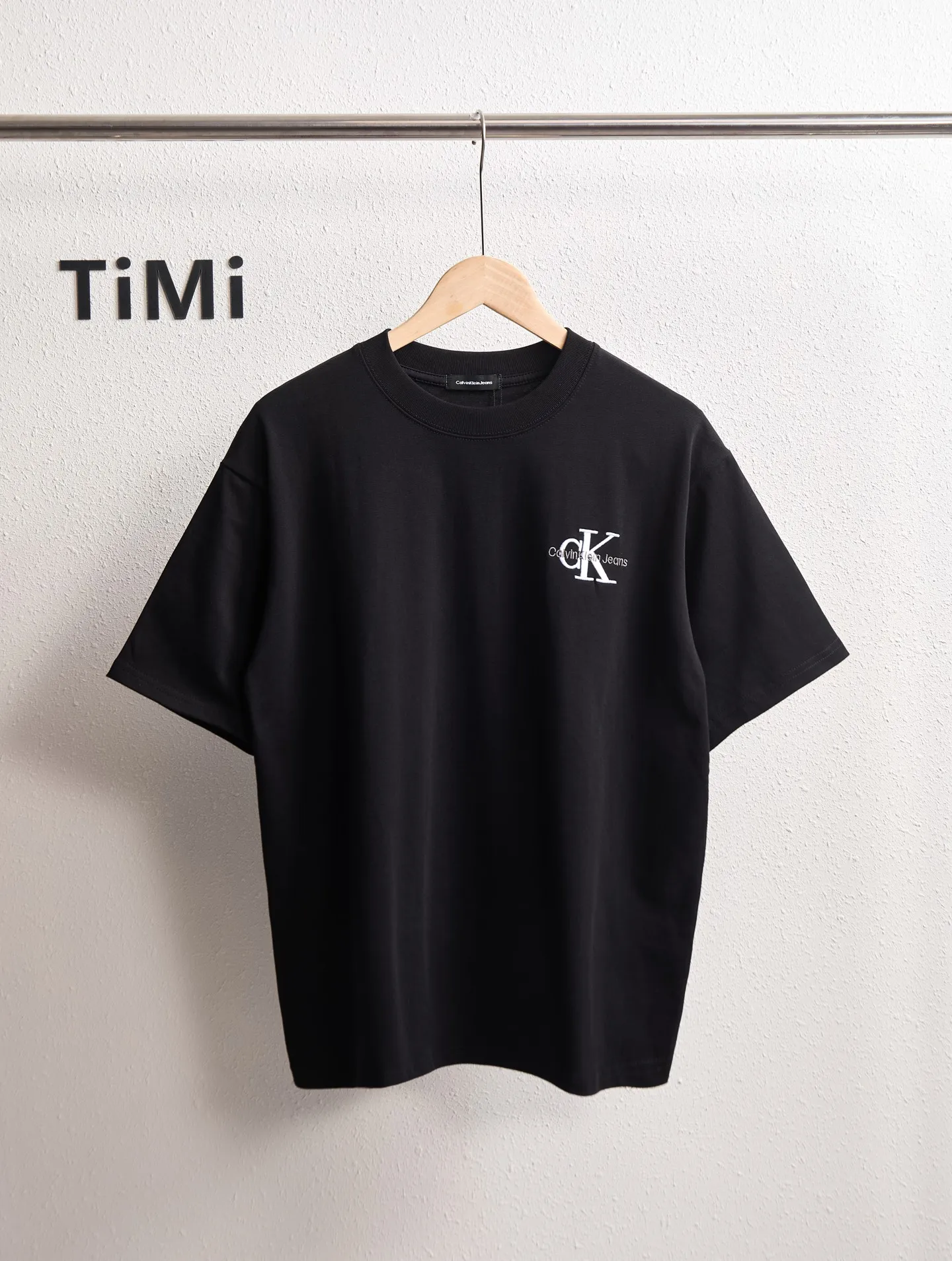 TM ck ： 32 ： Hot Sale os ：Black White Size：S M L XL