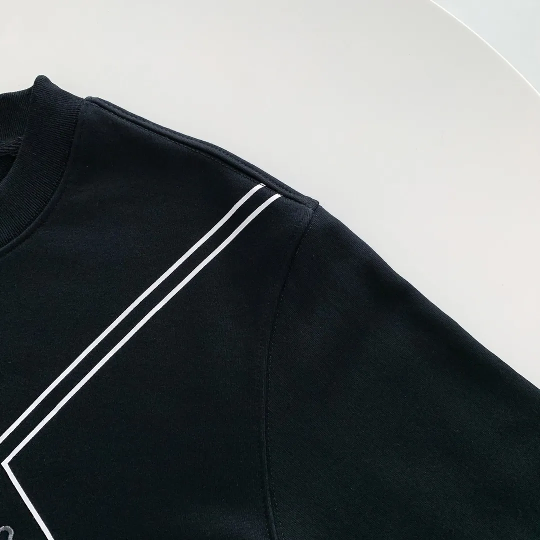 CK g ， 。 ， ， ， ， + ， ， Hot Sale， ， ，os ， 。 ：Black White Size：S M L XL