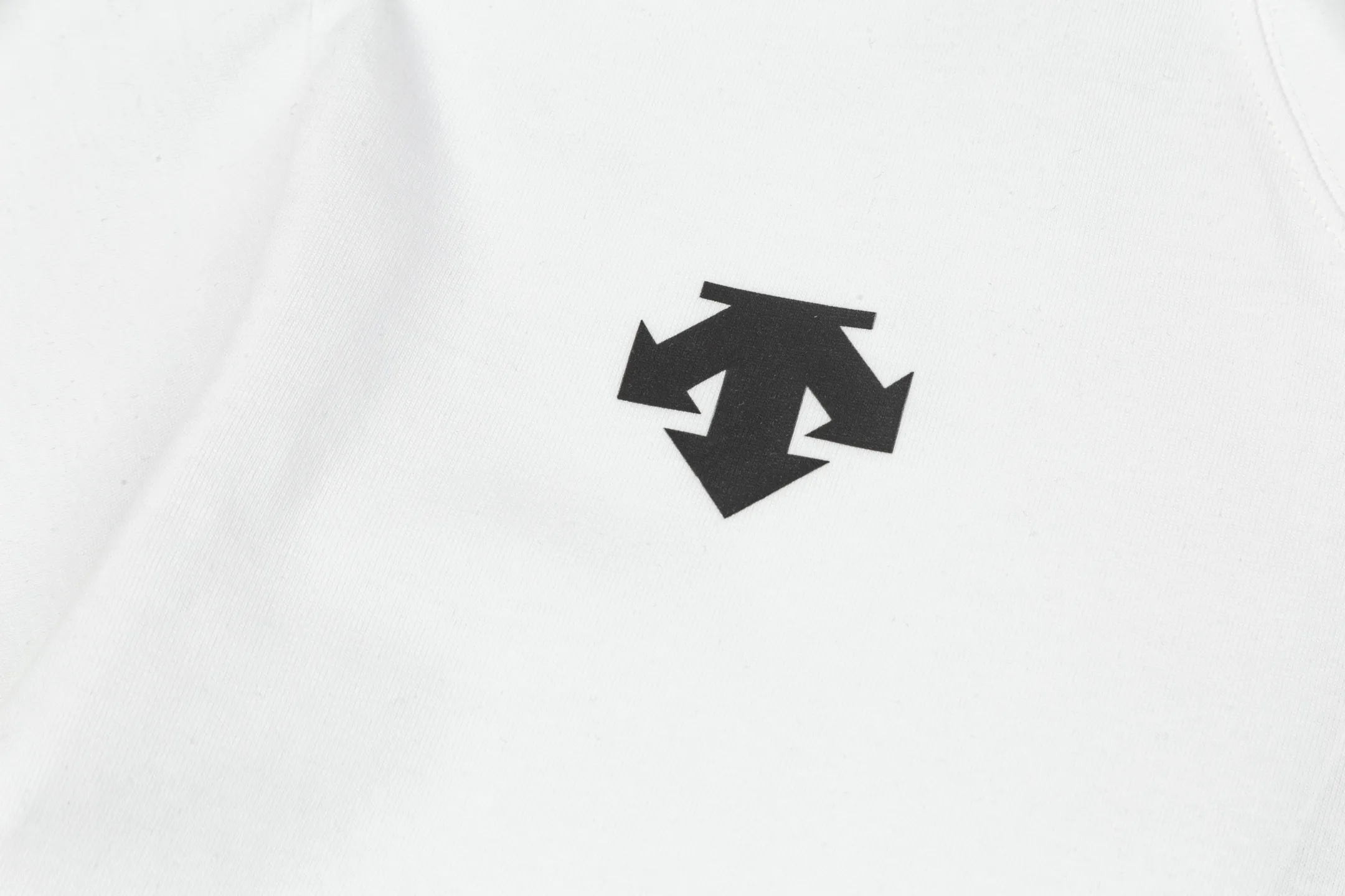 DESCENTE T Versatile G Same Style ：White Black Size：1 2 3 4