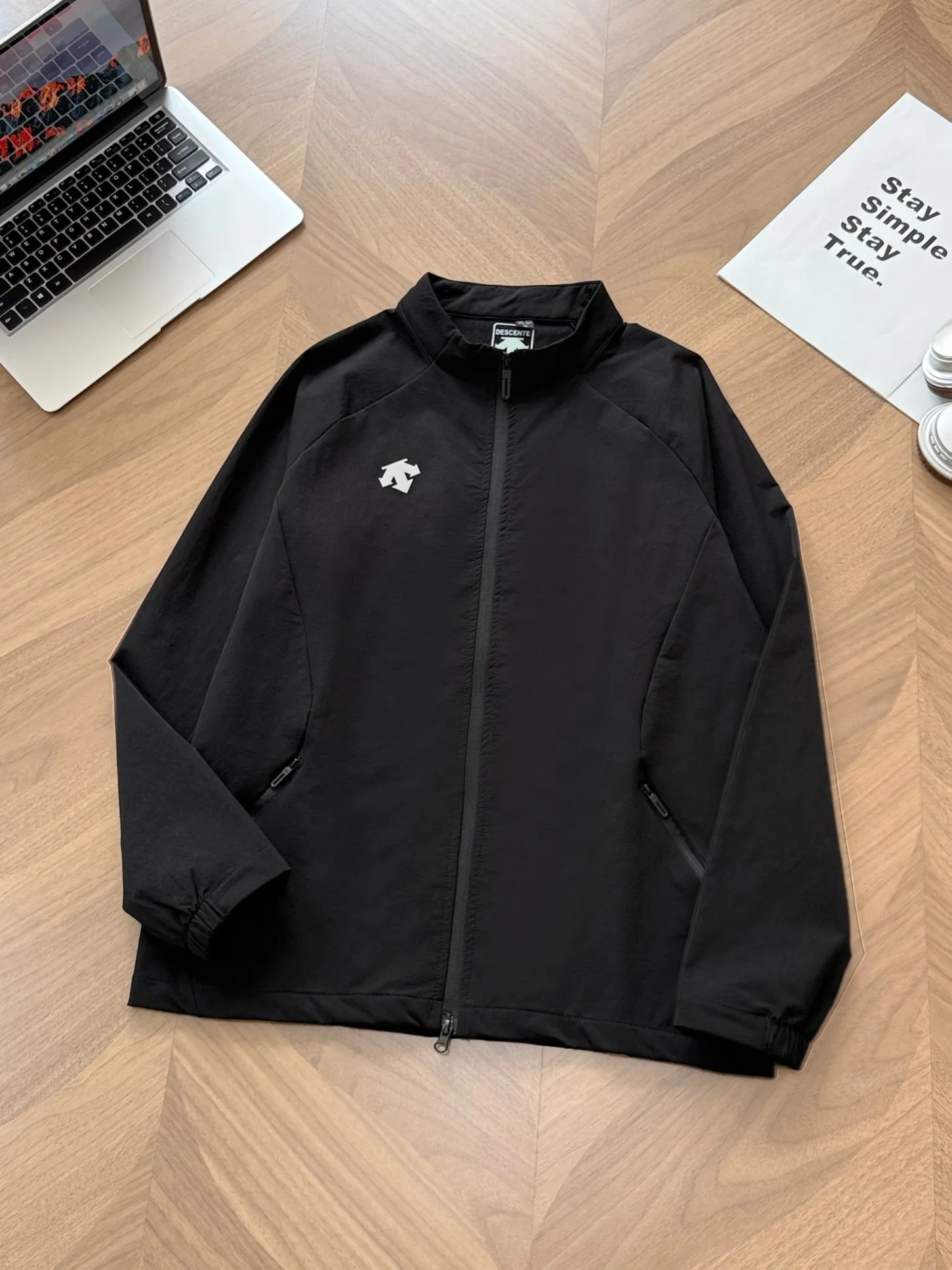 9980# DESCENTE/ New Arrival ！ Classic， Quality ！！！ 👍 ， ， ， ！Breathable ， ， ， T ！ ， ， ， ， ！ Versatile。 LOGO ！ ，👍 ！ ：Black Gray Size：L-4XL