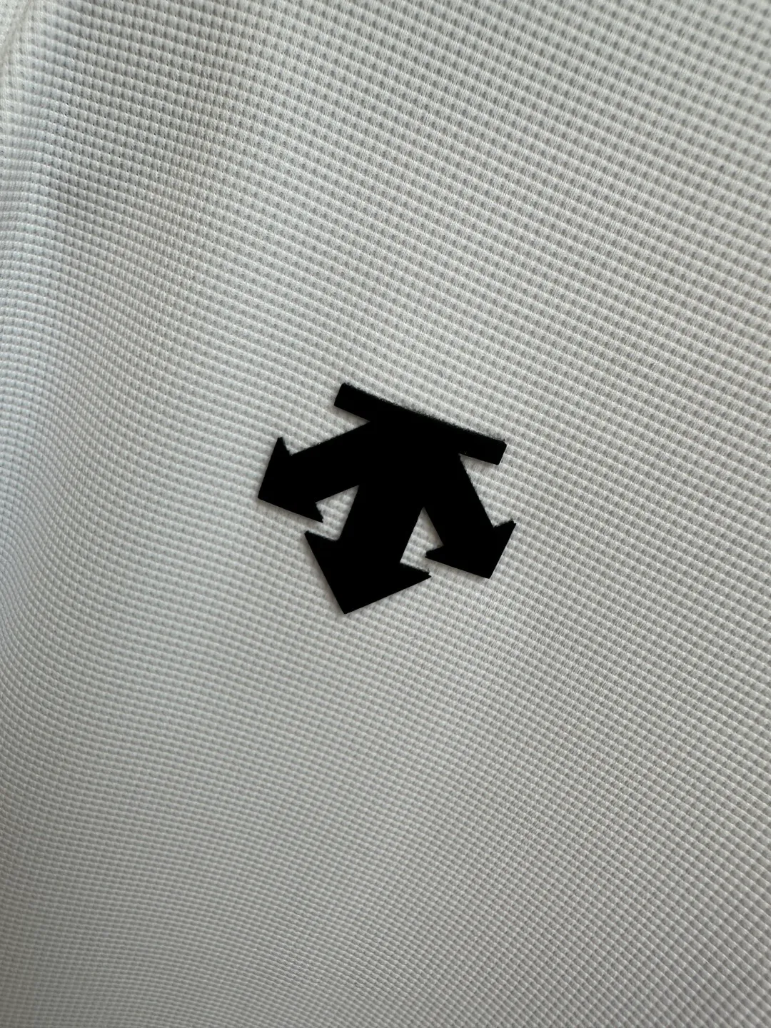 Top Quality 2026 new lapel, original customized fabric, soft to the touch. Top imported private goods, fashionable design and trendy short sleeves, without losing luxury. There is no doubt about the quality. The upper body effect is awesome, luxury official website Same Style! Size:M-4XL