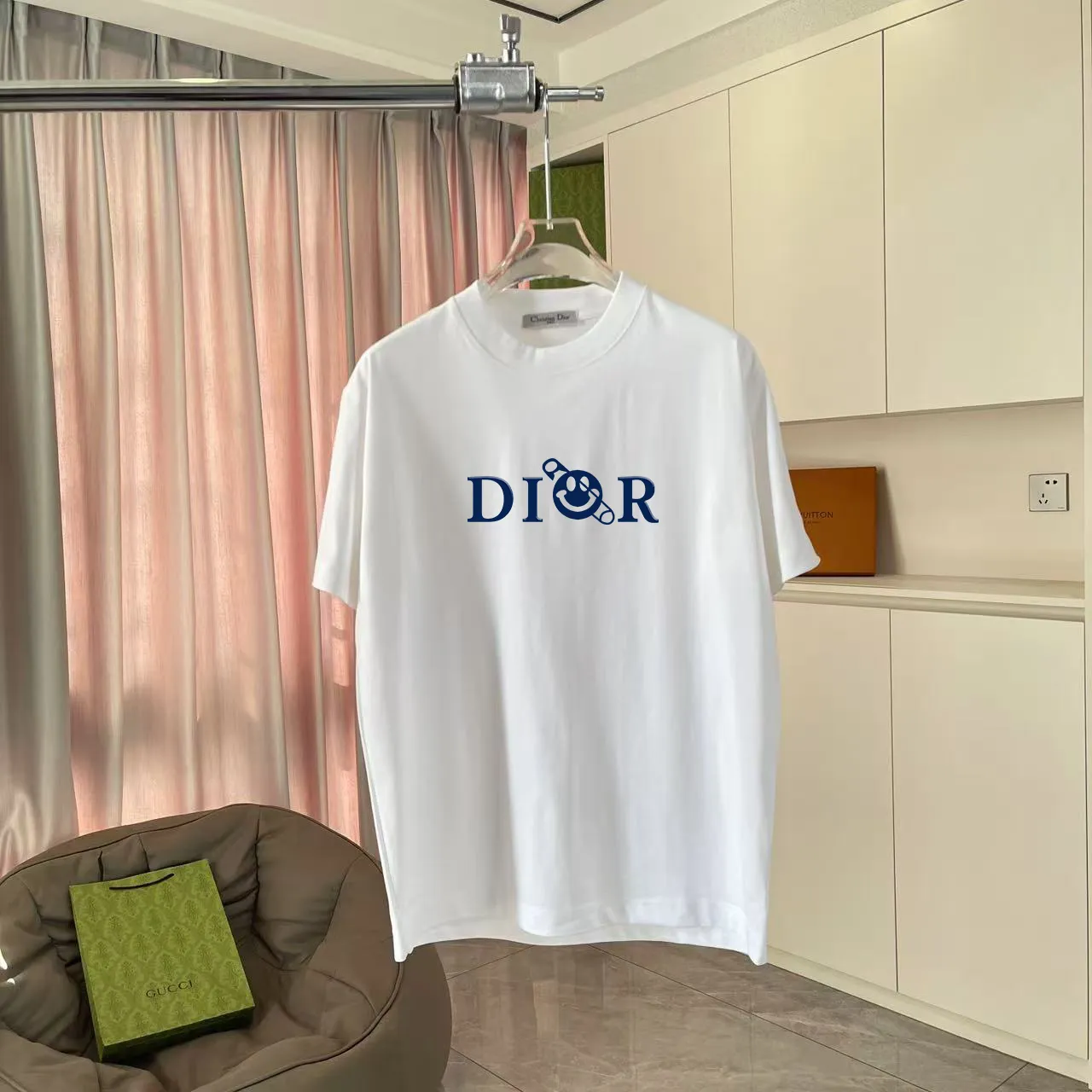 Dio 2025 New Arrival logo T g Same Style ：Black White Blue Gray Size: S M L XL XXL ​