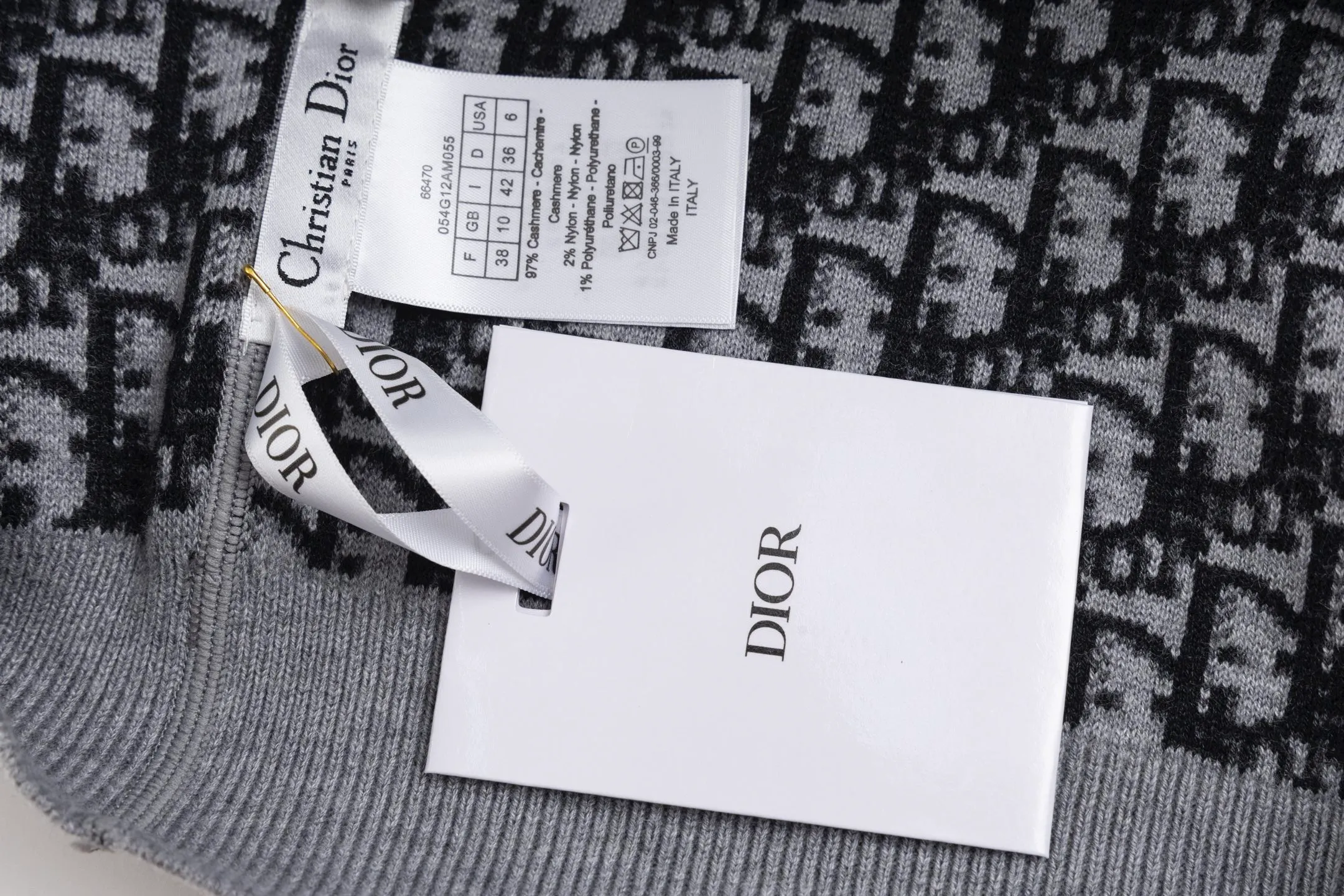 DIOR/ 25FW ， New Arrival Oblique ， 。 ， 。 Oblique ， ， 。 ， 。 ， 。 DIOR 。 ， Quality 。 ， 。 Size:S/M/L/XL
