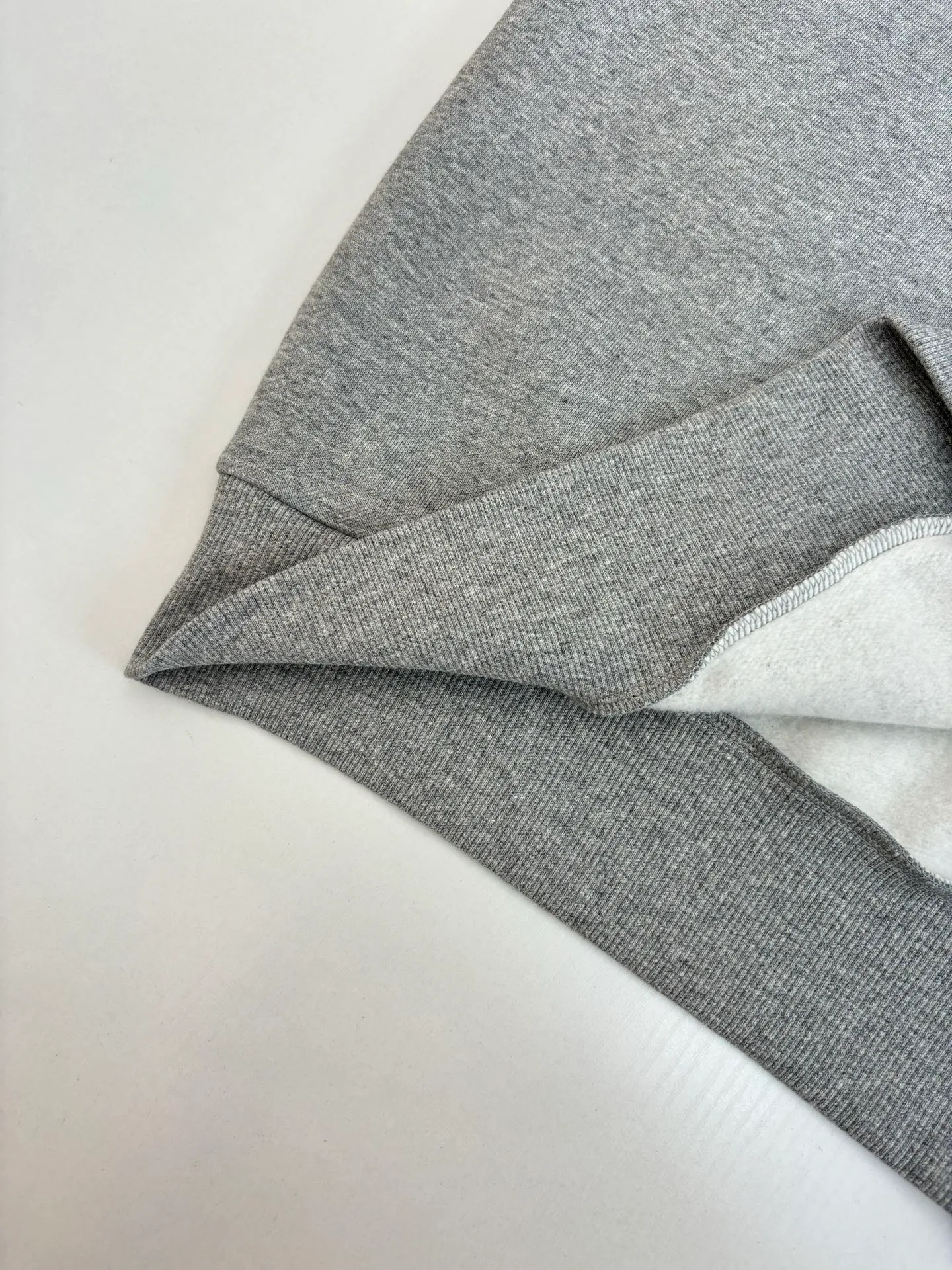 Dio CD ， Gray。 2*2 ， ， 。 ， 。 Size：S/M/L/XL