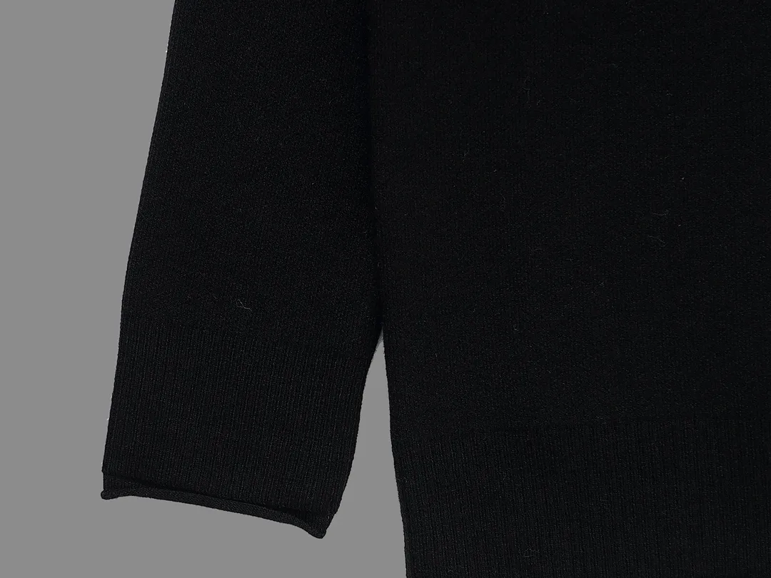 ， （ ） New Arrival :Classic os Colour:Black White Sizessize:MLXLXXL 3XL