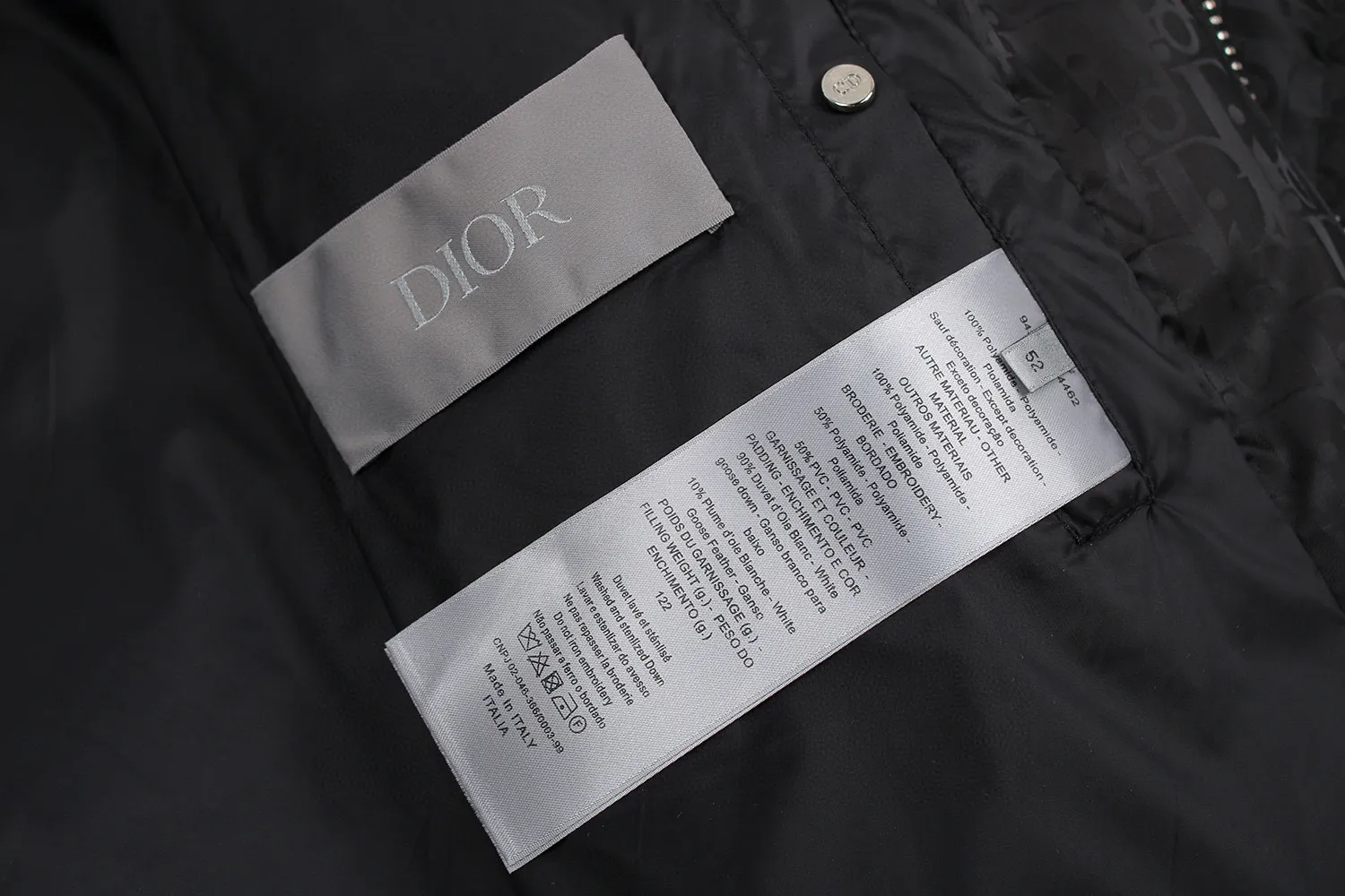 【 】 CD 23SS 27,000 ， Logo Classic Oblique ， ， ， 90 ， ， ， ， ， 。 ， ， 、 、 ， Quality ， 、 、 、 、 Logo 。 Size:46-48-50-52