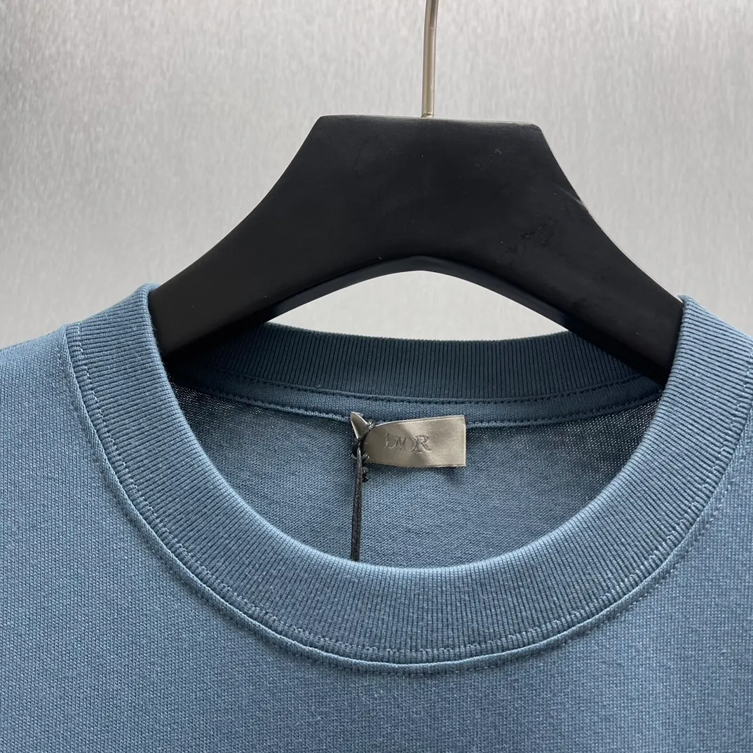 CD logo T Size : S-XL Dior Charm T Classic Dior 。 Beige ， ， Dior Charm 。 ， 。
