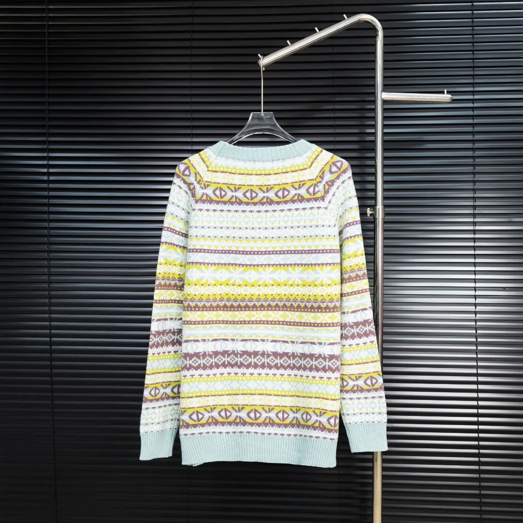 Style: Dior DIOR 25 show spliced ​​knitted sweater Size: S-XXL Fabric: Wool blend Accessories: Full set of customized original accessories