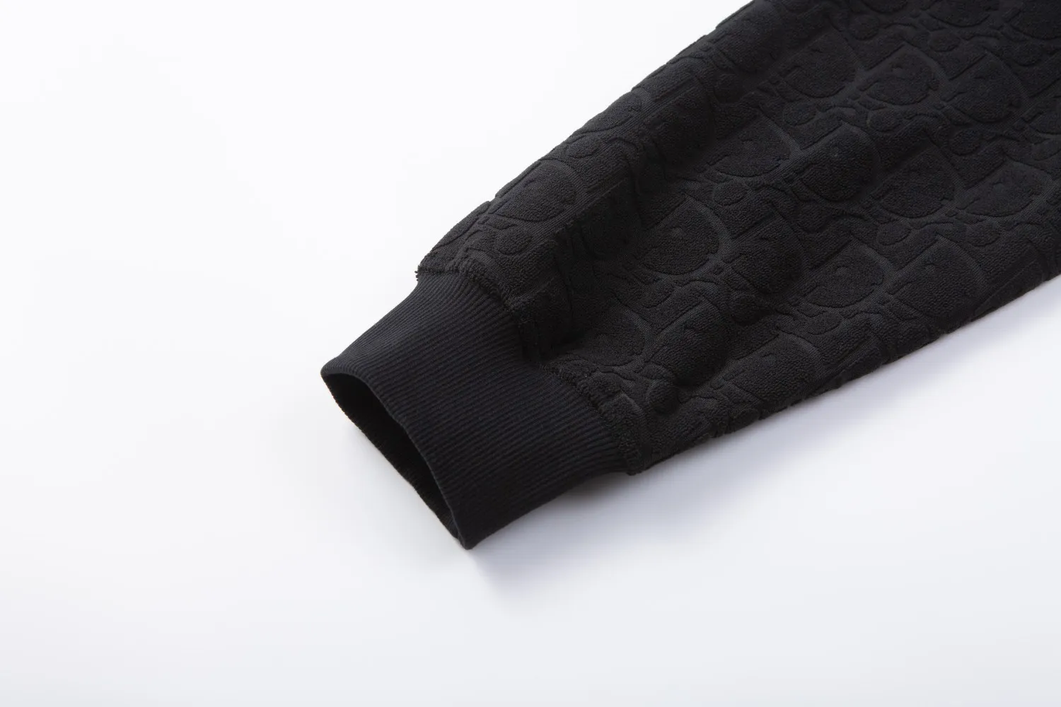 # ，Premium ， Quality Dio* logo ， ， ， 1:1 ， ，Oversize ， ， ， Same Style， ， Premium ， Quality。 Size: XS S M L : Black White Blue
