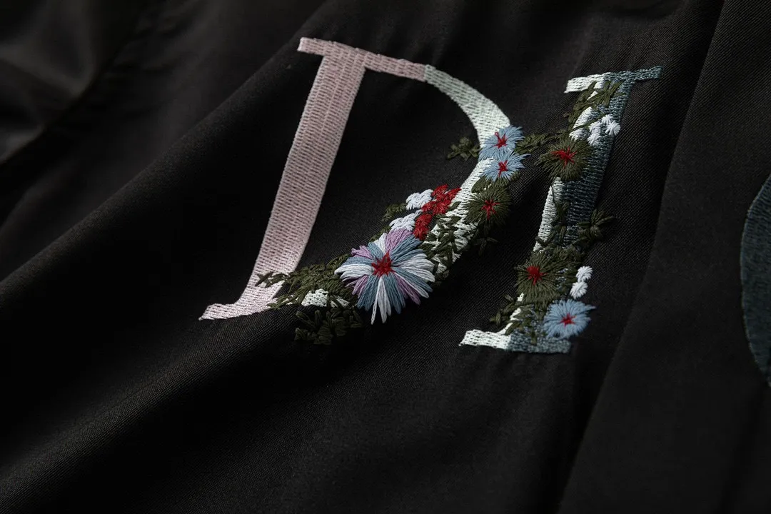 DIOR/ ， Di ， ， ， ℃( T) ， ， ， ， ， Di ， 、 ， ， ， 。 ， Same Style！ Size：XS-L