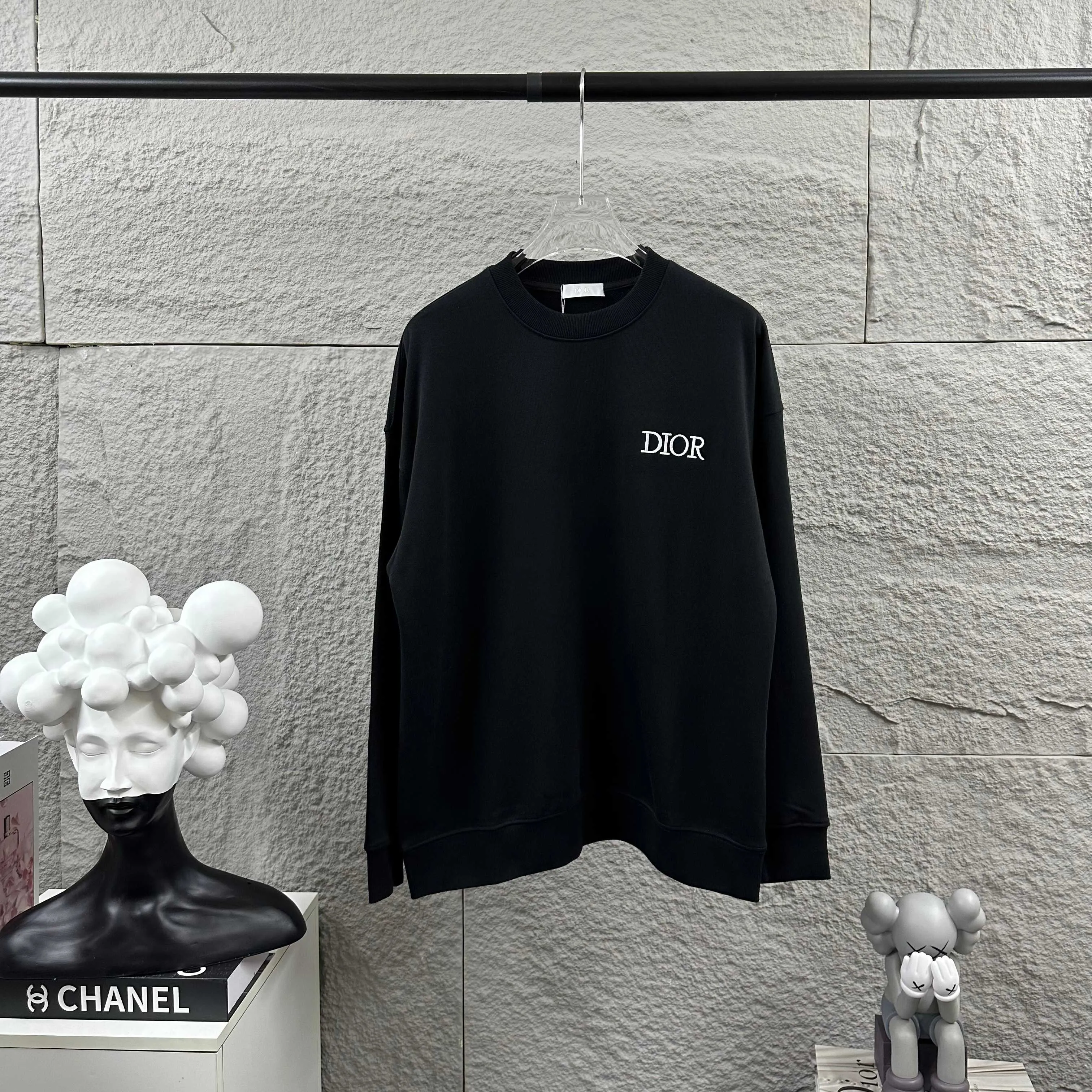 Dio 2025 New Arrival Classic Black White ， Same Style ：Black White Size： S （90-130 ） M （120-150 ） L （140-165 ） XL （160-180 ） XXL （180 ）