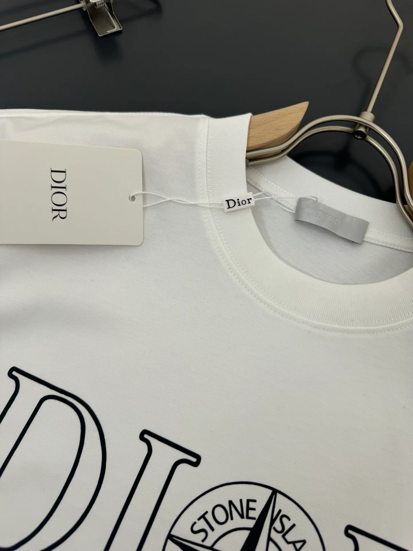 DIOR* g t Breathable logo New Arrival t ， ， Versatile ：Black White Red Sizes：S M L XL XXL