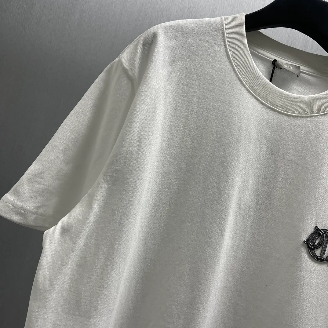 CD logo T Size : S-XL Dior Charm T Classic Dior 。 Beige ， ， Dior Charm 。 ， 。