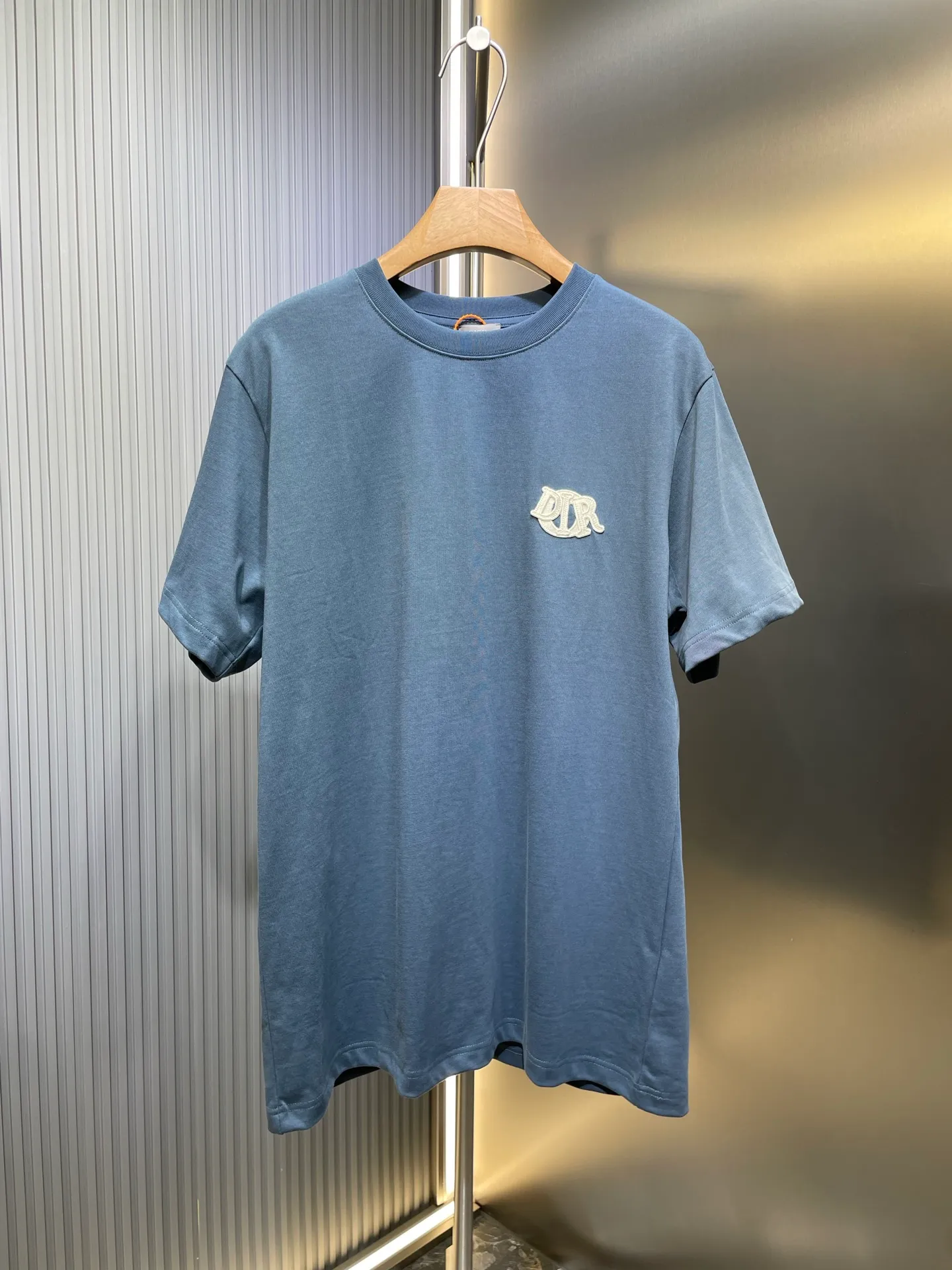 Dior Charm 𣌀 Dior Charm White Gray 1： Dior Charm 2: ： 1:1 Dior ： Size： S M L XL ： 25131-A 15