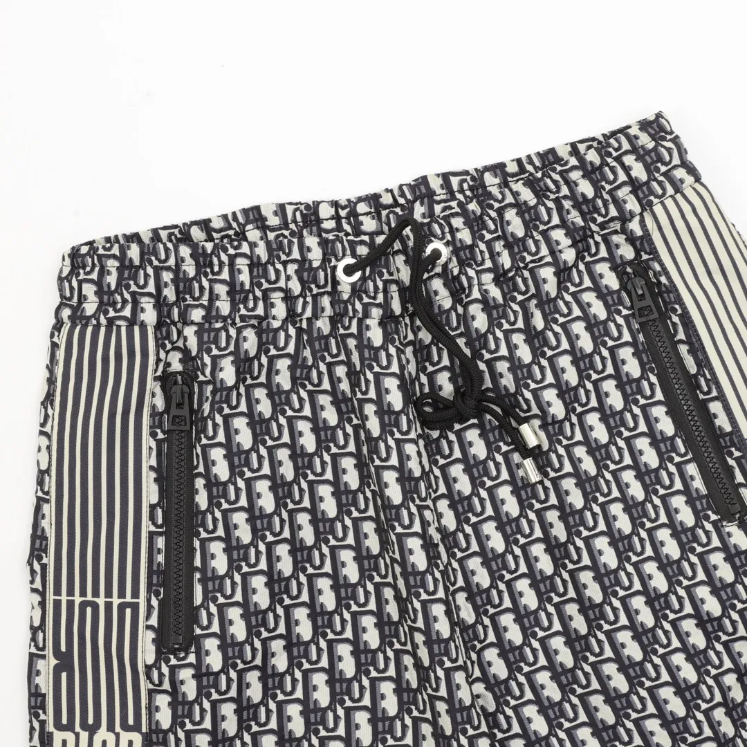DIOR/ ， 。 ， Dr Classic 。 8000 ， ， 40 。 4 。 ， 。 Black 。 ， 。 ， 。 ， ； 。 ！！！ Size：XS-L