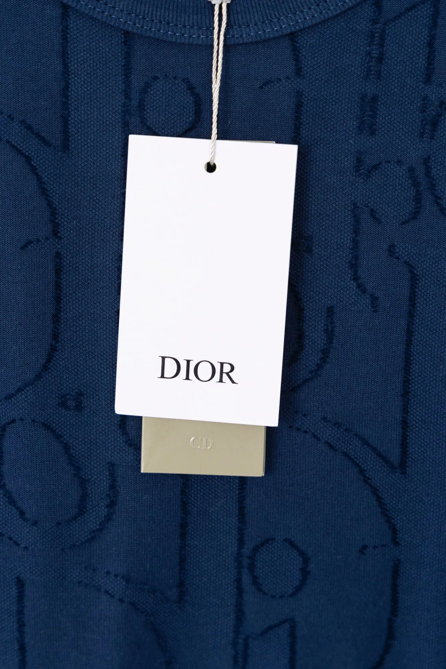 【 . Quality】 DIOR 25SS T ， 32S ，32S 32 ， 、 ， Wear-Resistant ， Breathable 。 ， ， ， 。 ， Oblique ， 。 ， 。 ， ， 。 ， ， 。 。 ， H ， 。 、 、 ， 、 。 ， 。 ， 、 。 1:1 1:1 ( ) ：8843# ：White Blue Size：XS S M L